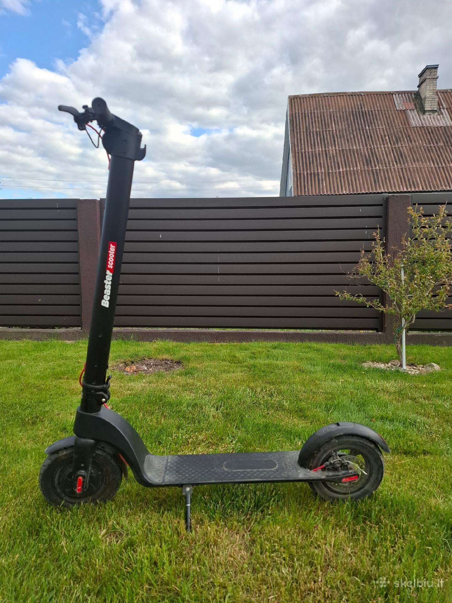 Электрический самокат Beaster Scooter