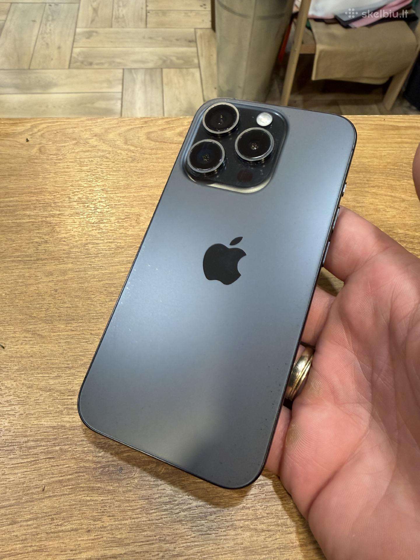 iPhone 15 pro 128gb