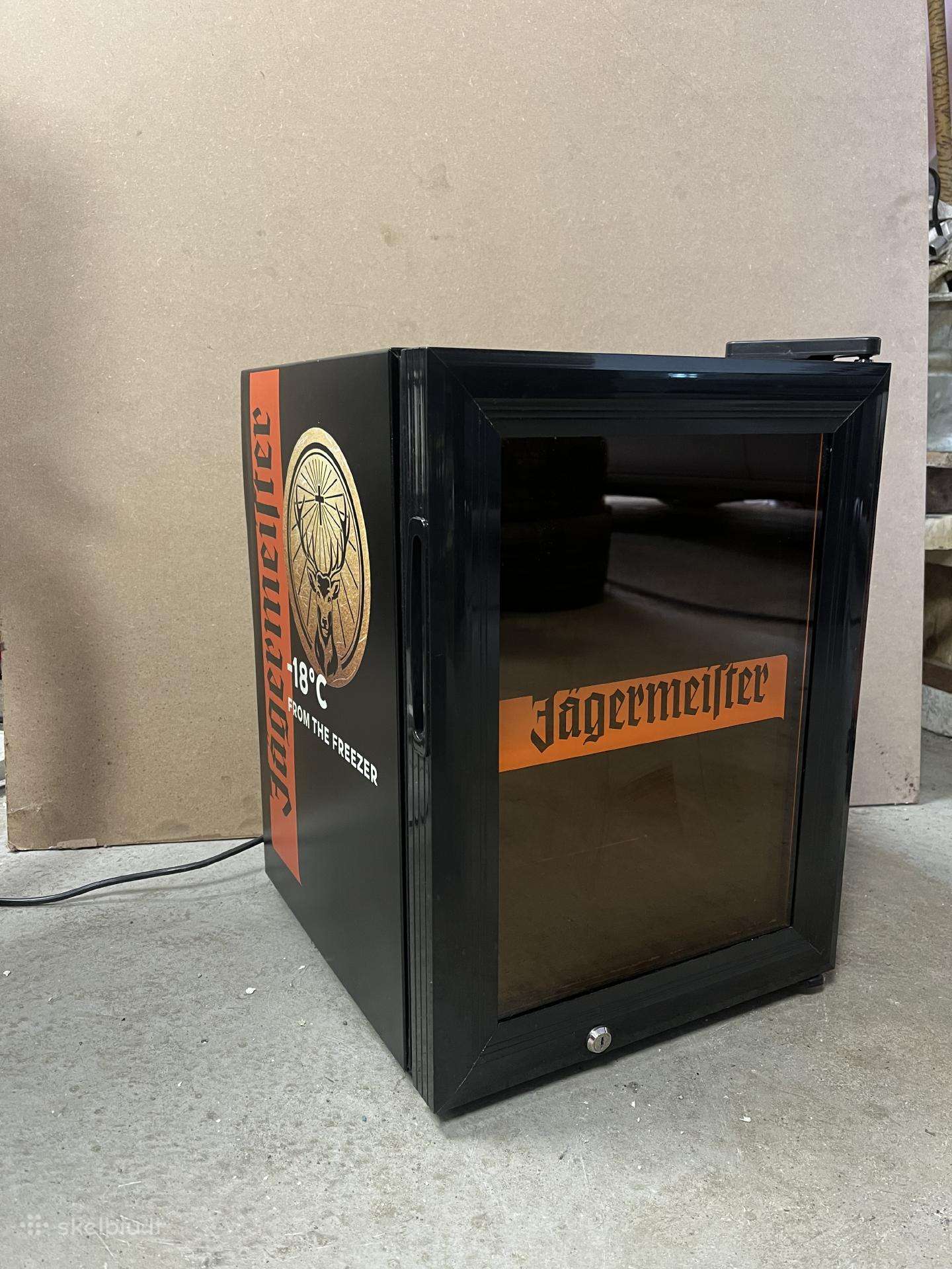 Jagermeister mažas šaldytuvas