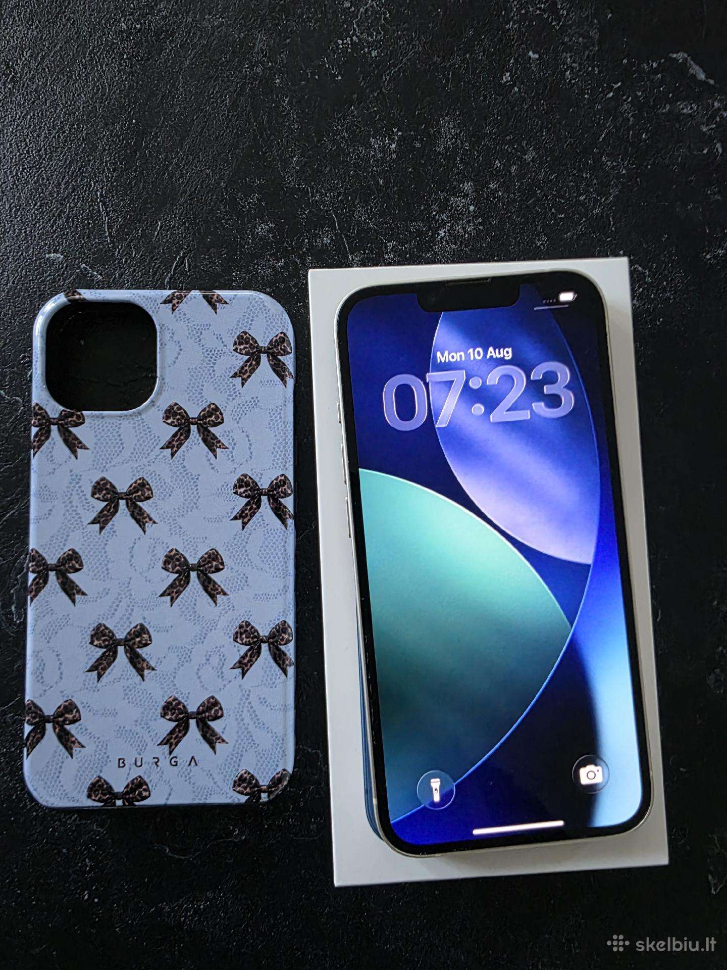 iPhone 13 white