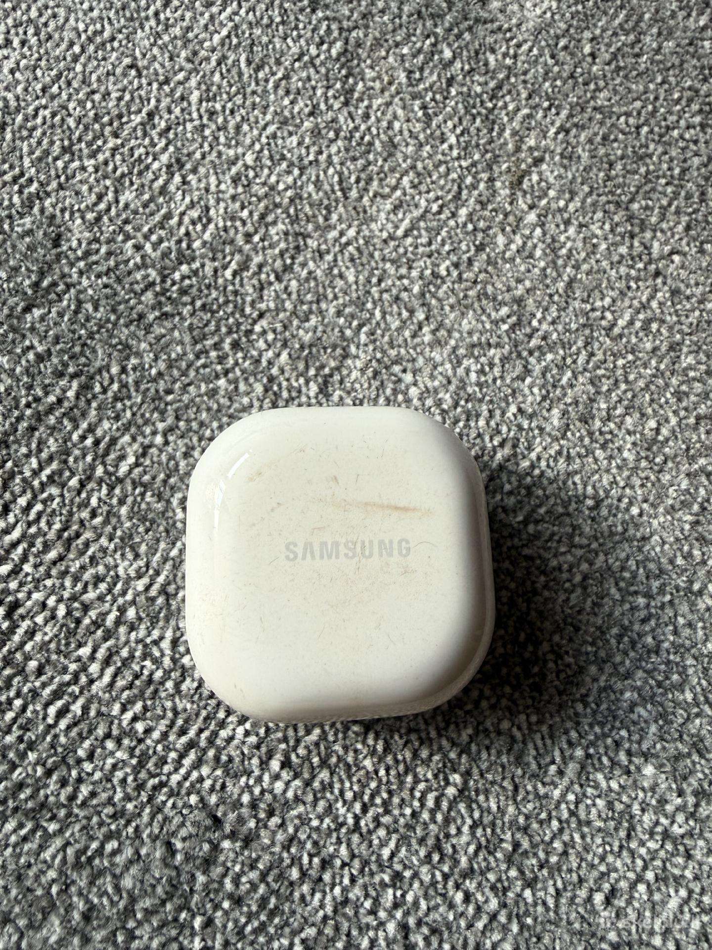 Galaxy buds 2
