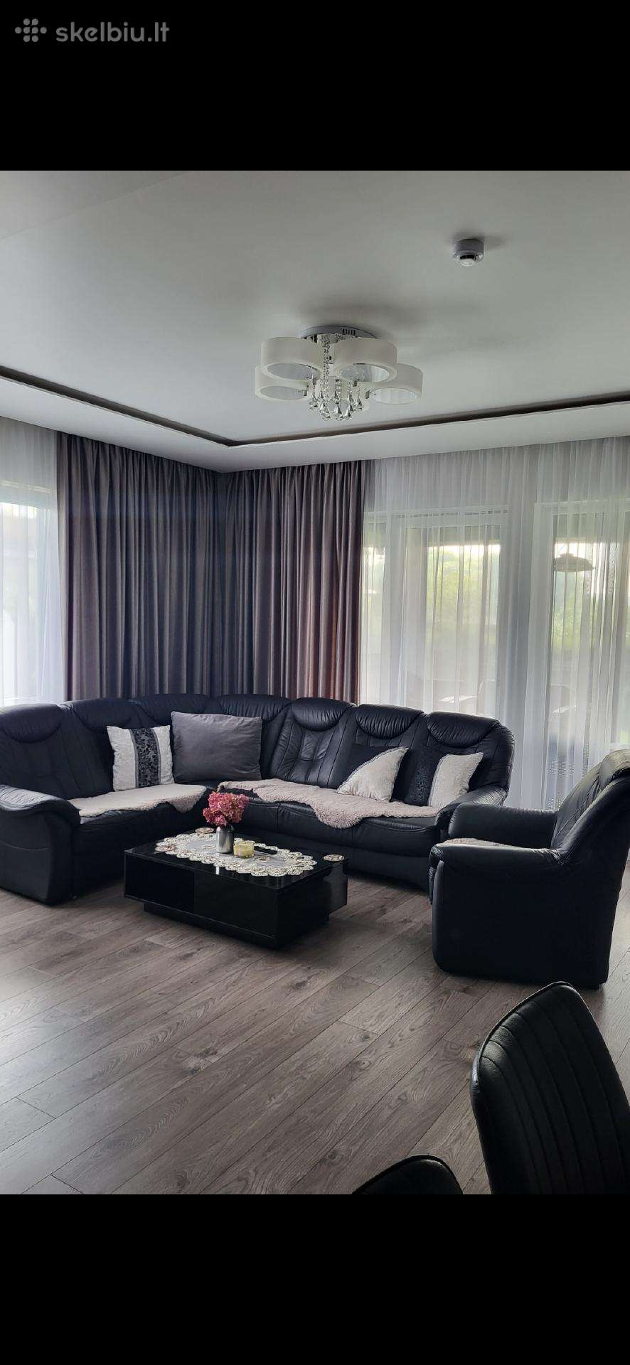 Kampas ir fotelis