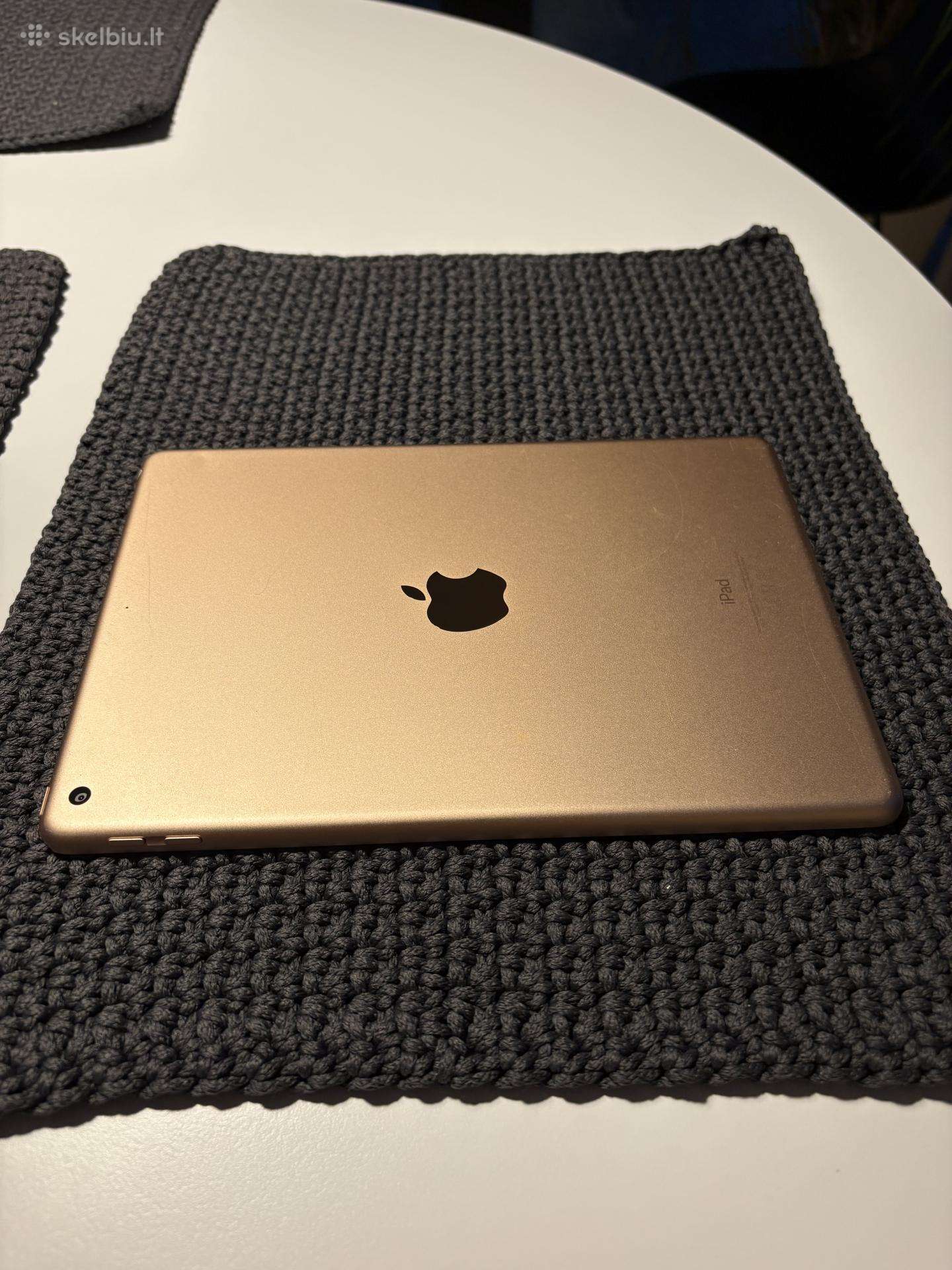 iPad 6th gen rose gold