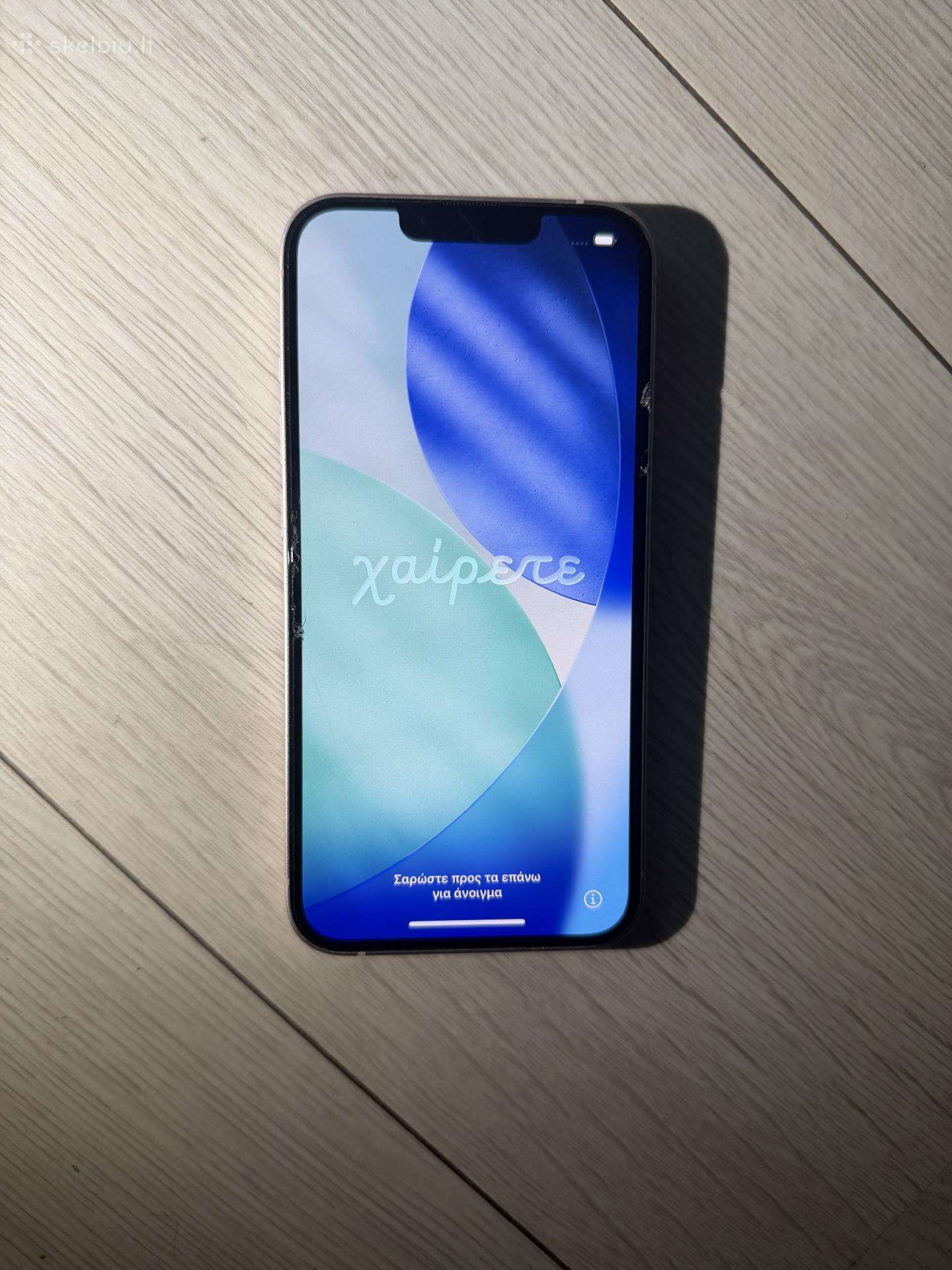 iPhone 13