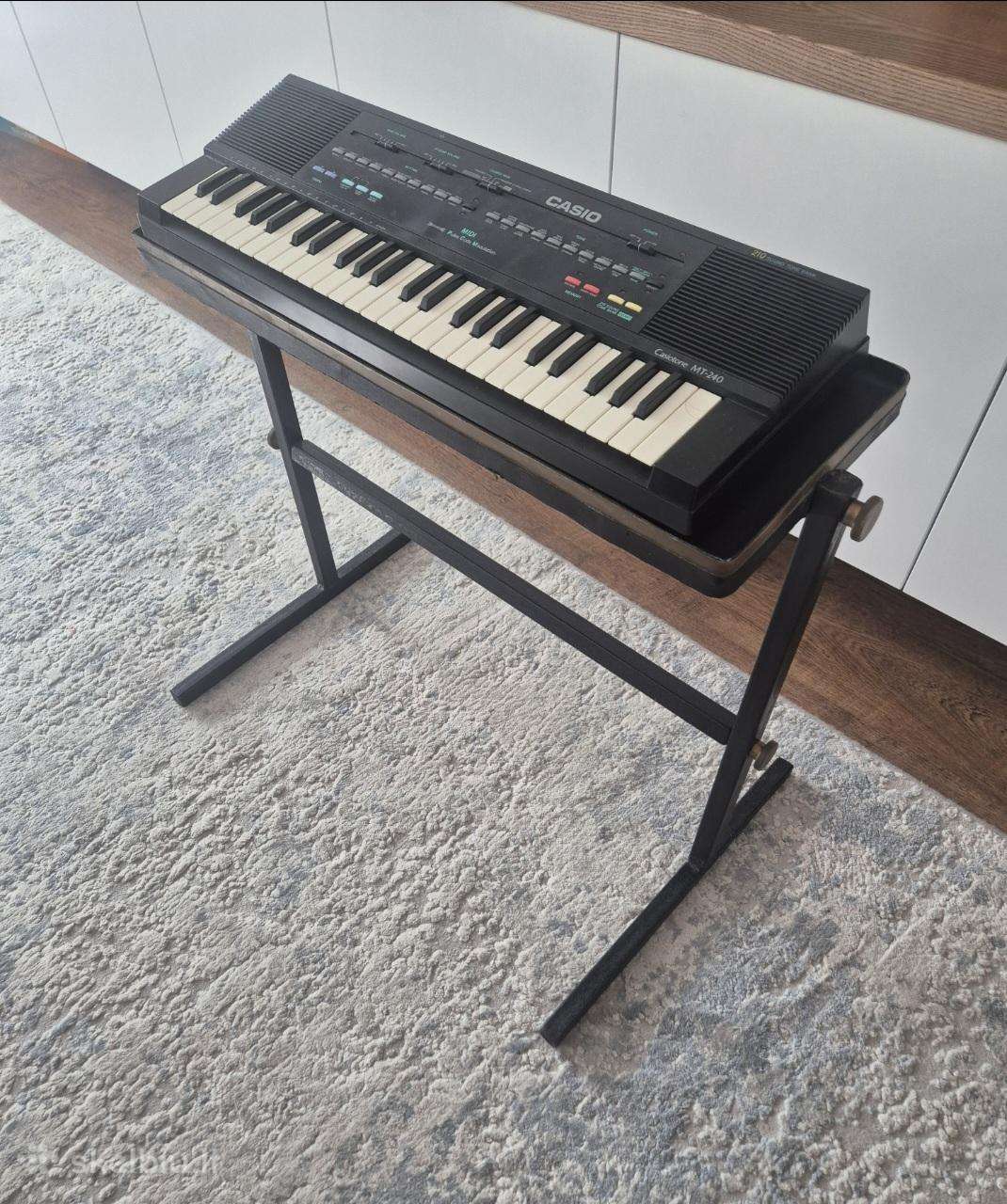 Casio sintezatorius