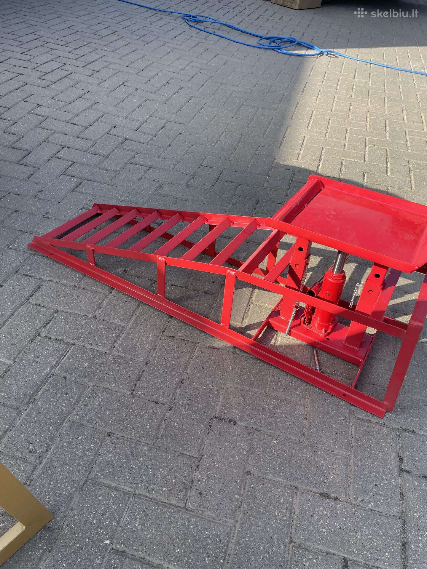 Užvažiavimas irankis naujas