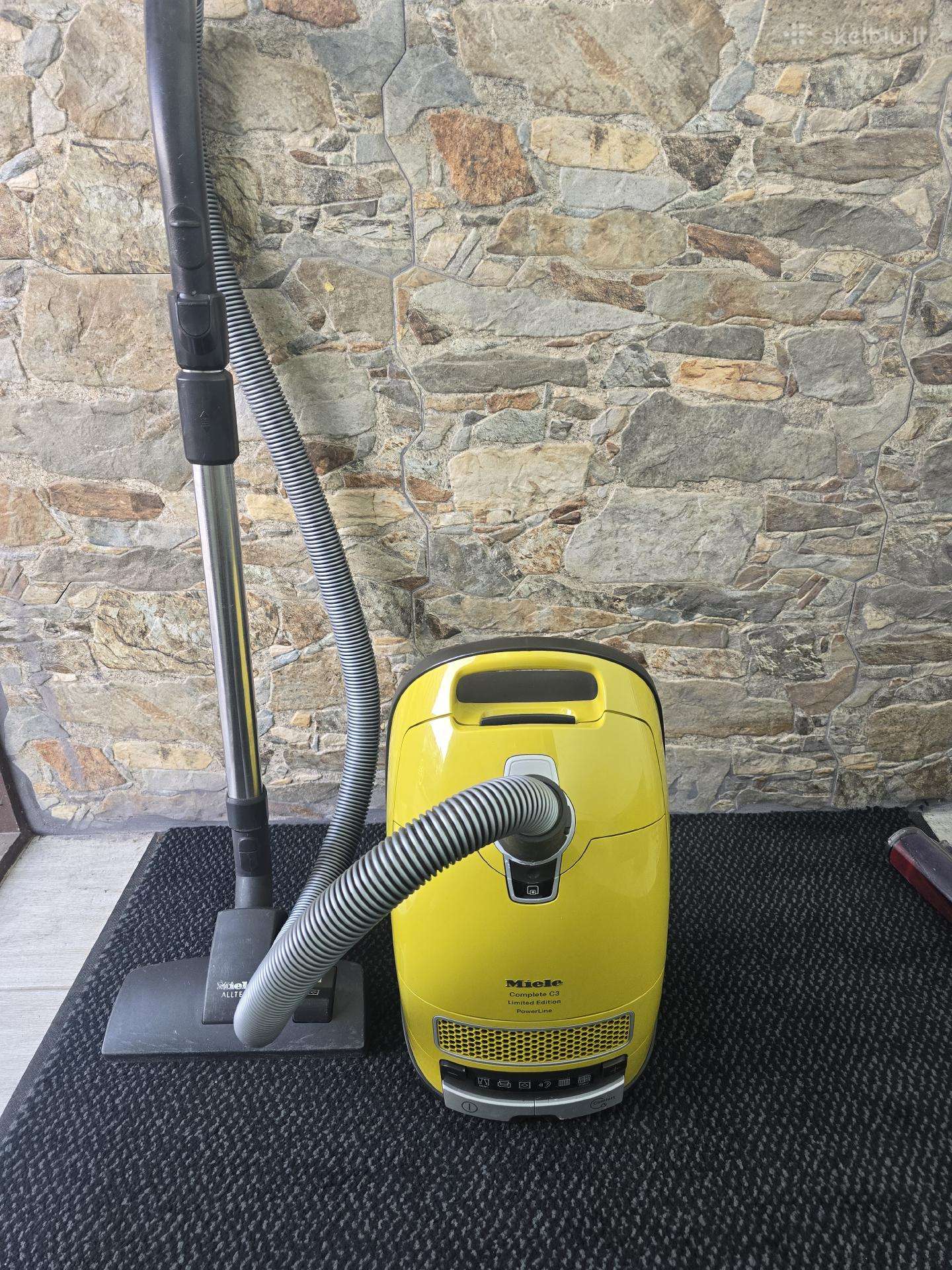 Dulkių siurblys Miele Complete C3