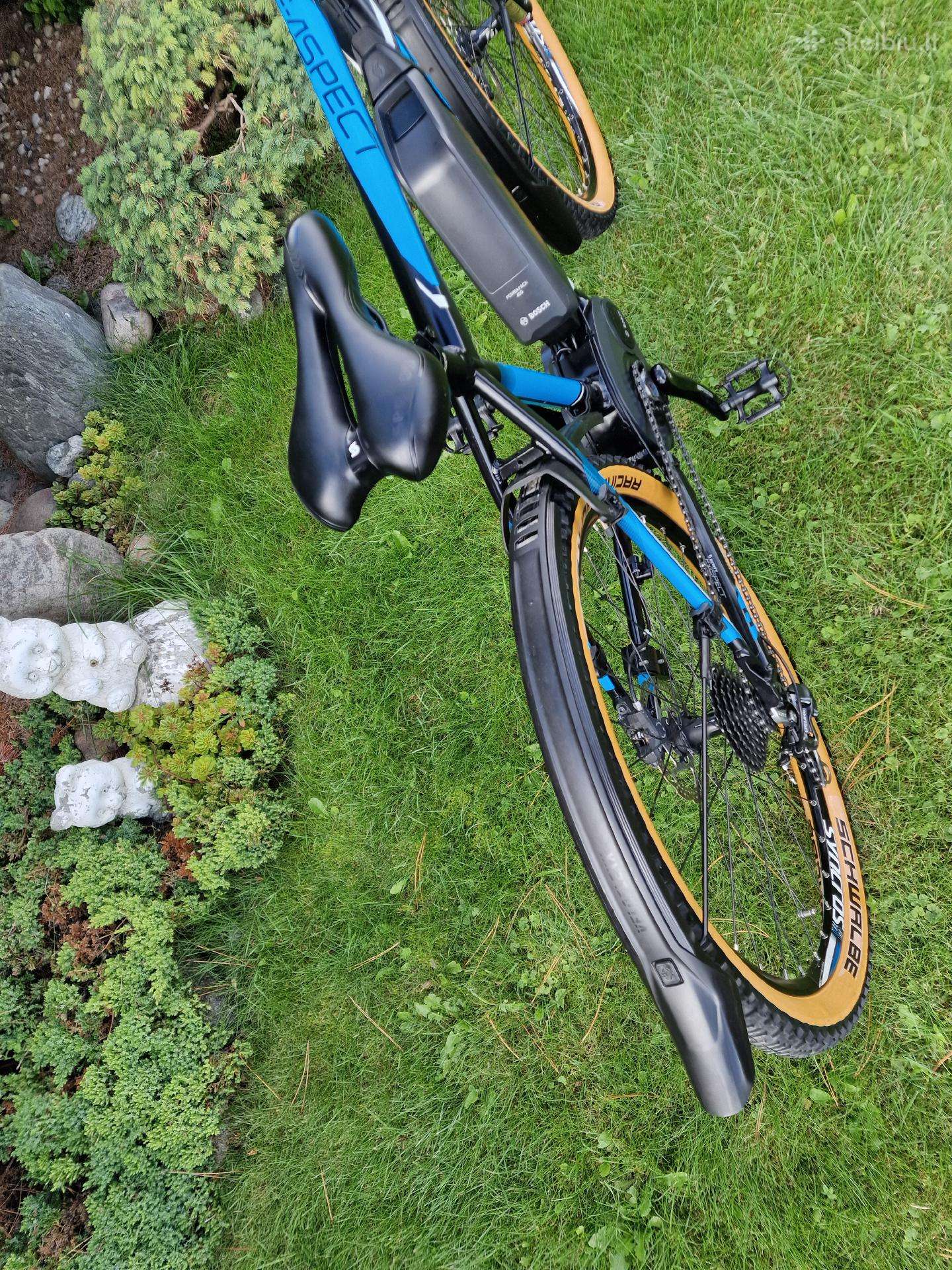 Elektrinis velosipēds Cube