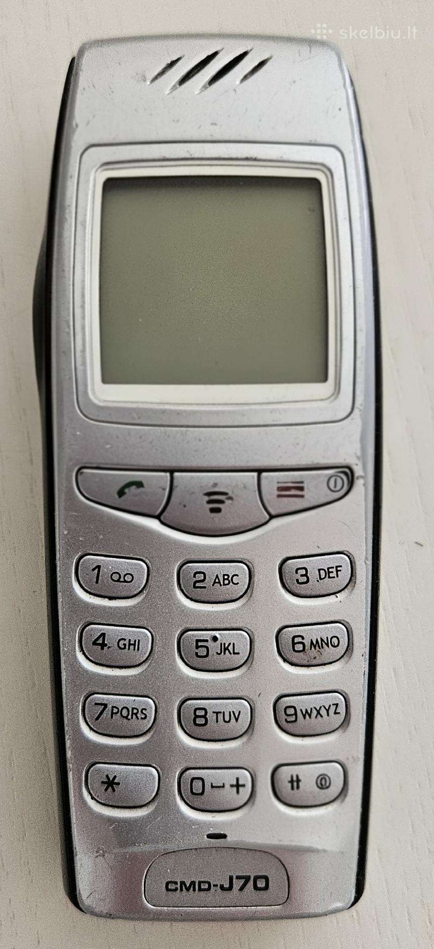 Telefonas Sony Cmd-j70