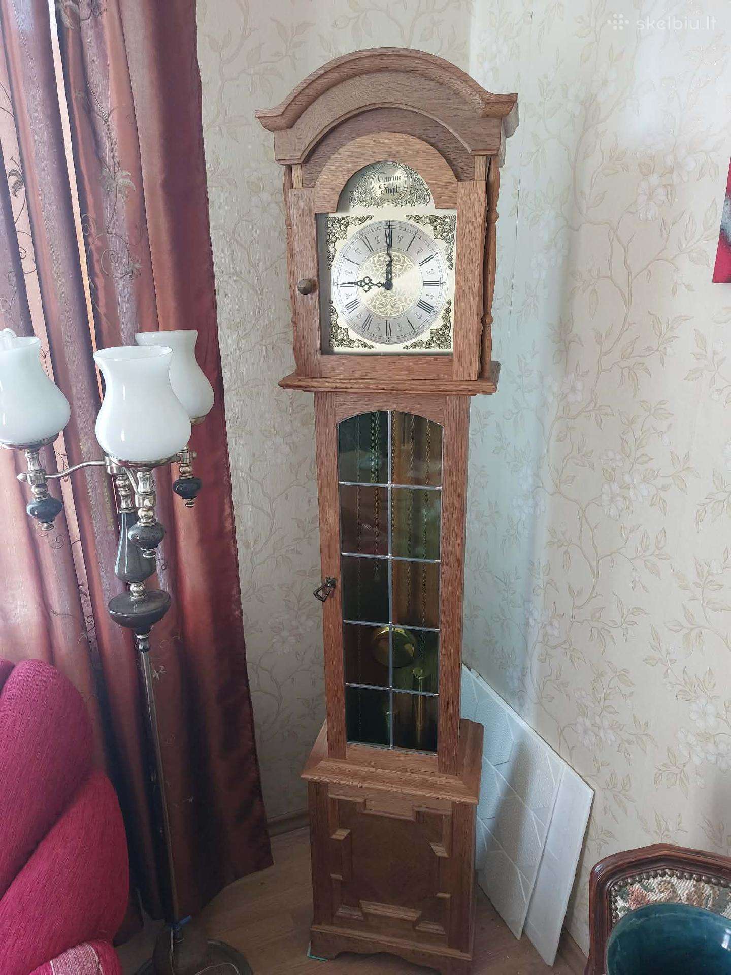 Pastatomas laikrodis Tempus Fugit