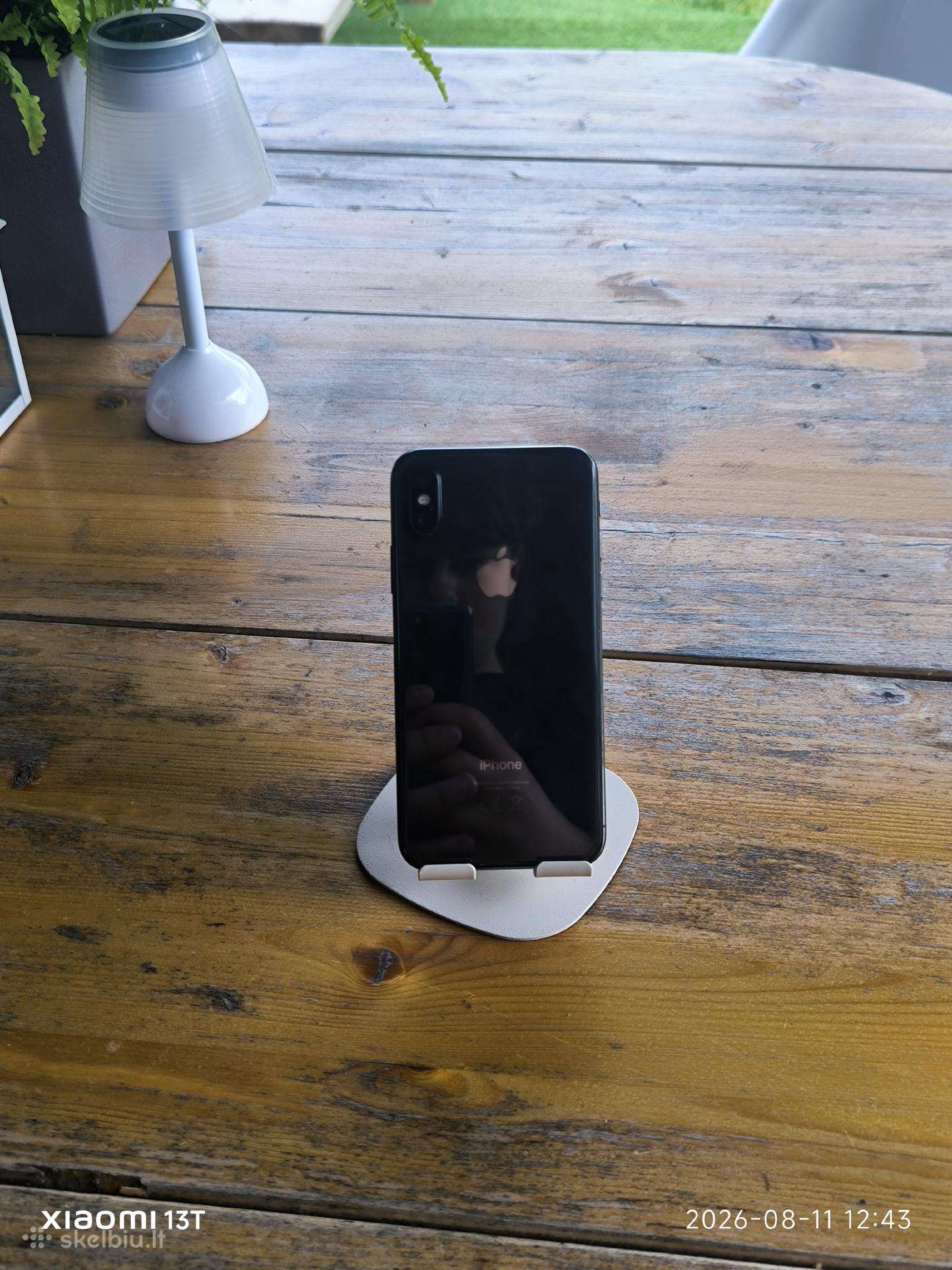 iPhone X