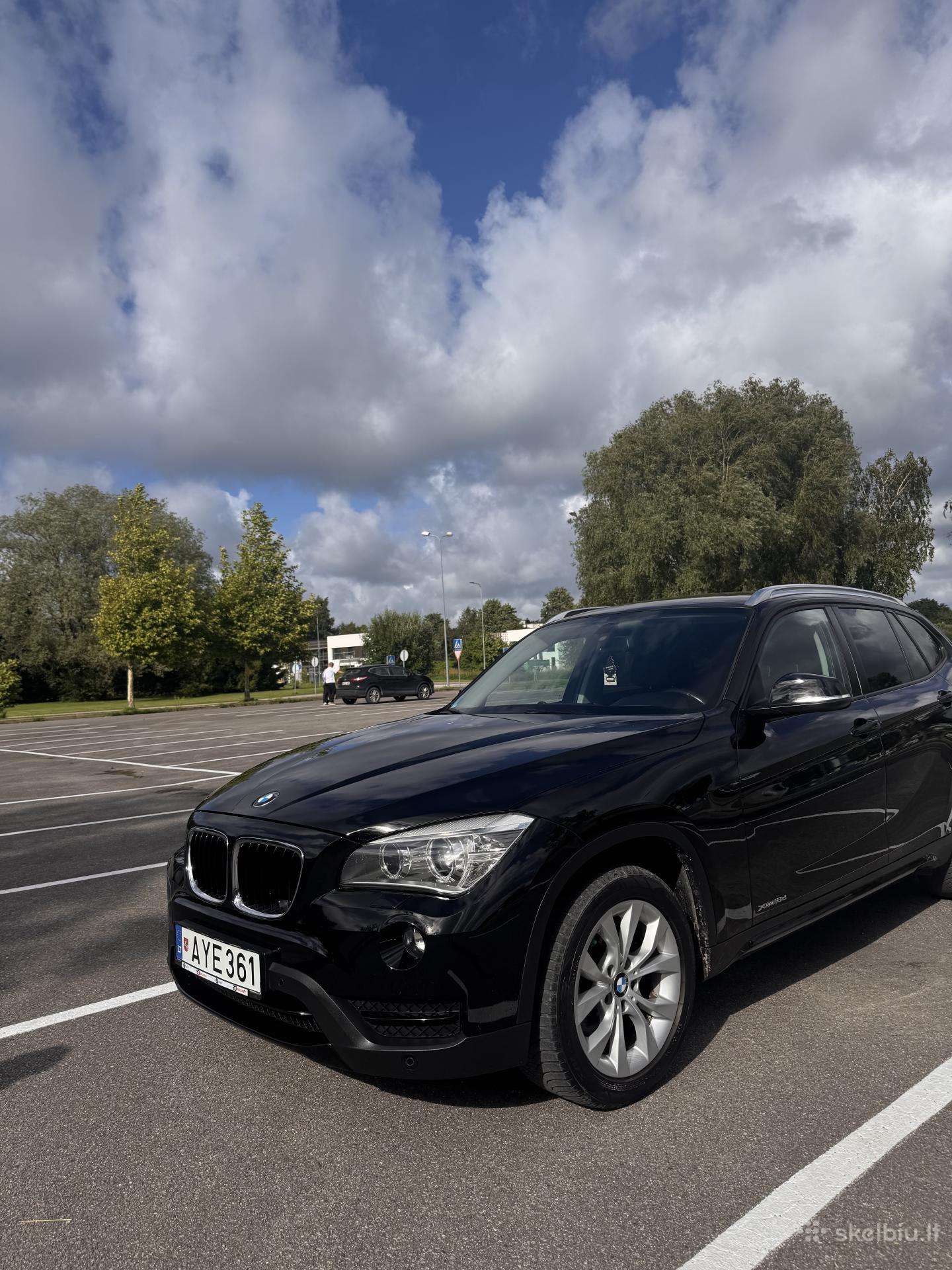 BMW X1, Хэтчбек
