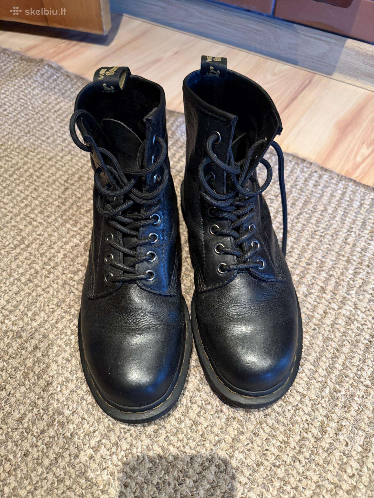 Dr Martens batai, 39 dydis