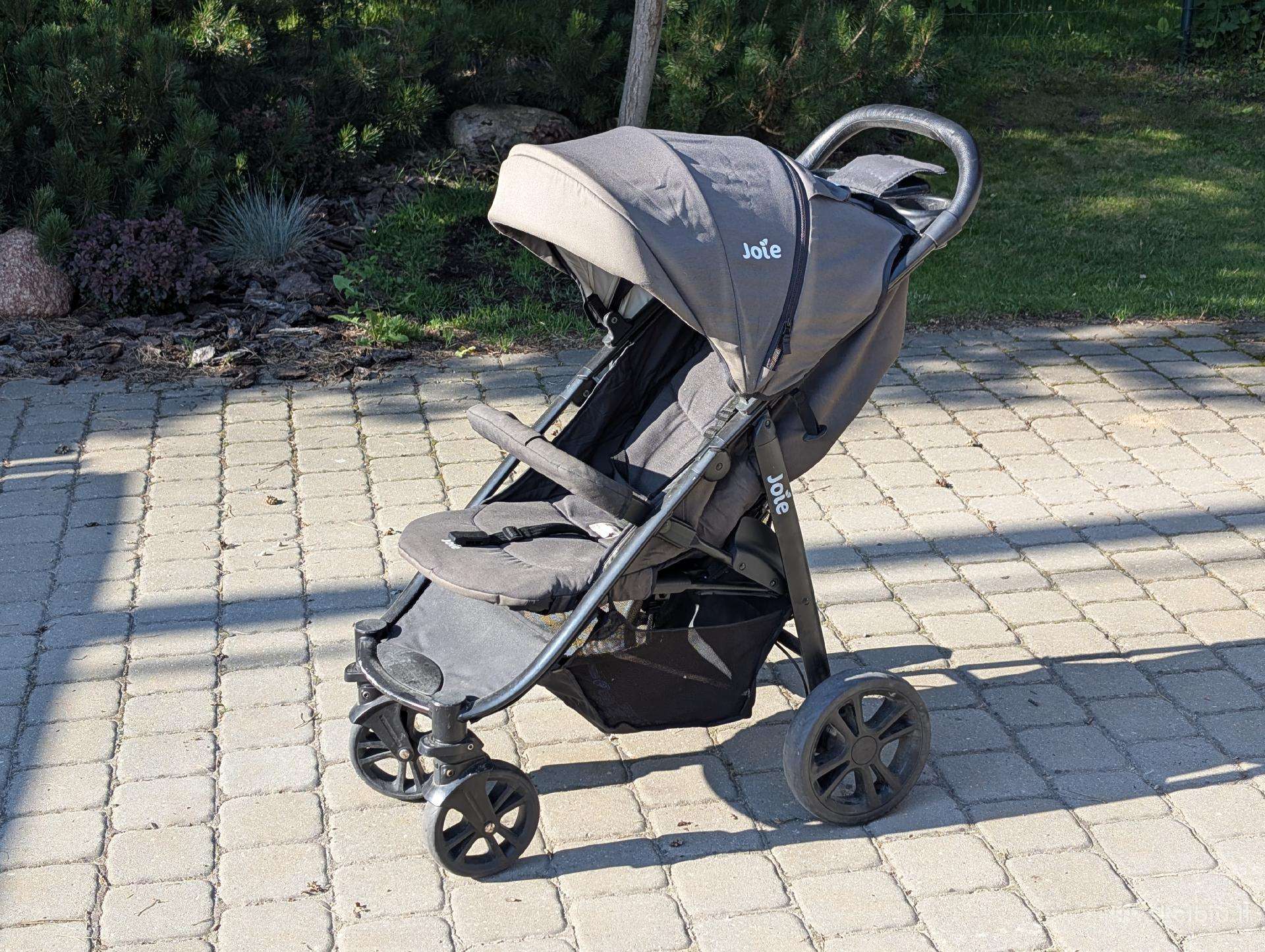 Parduodu Jolie Litetrax 4 vežimėlį.