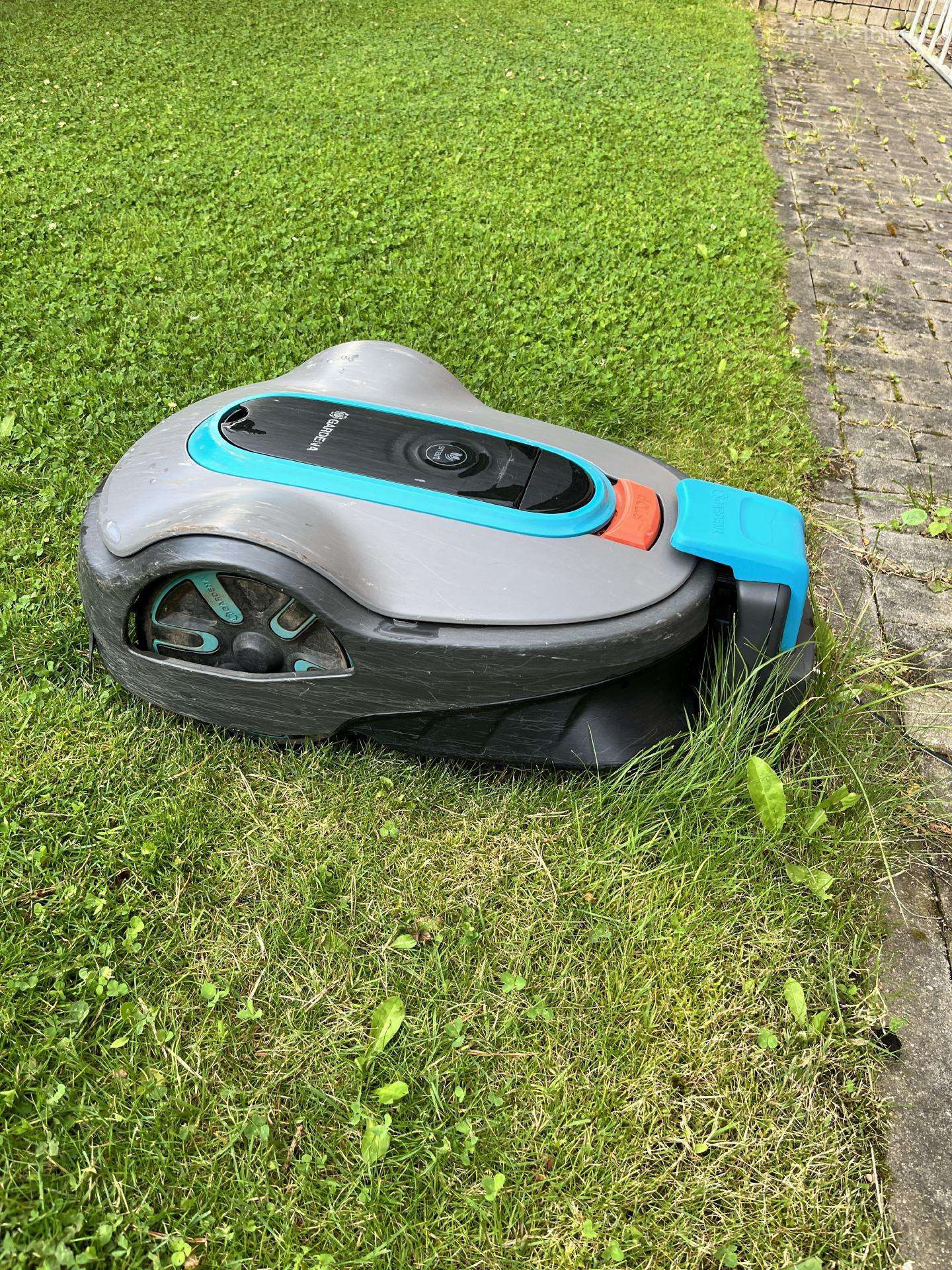 Vejos robotas Gardena Sileno Smart Life 750