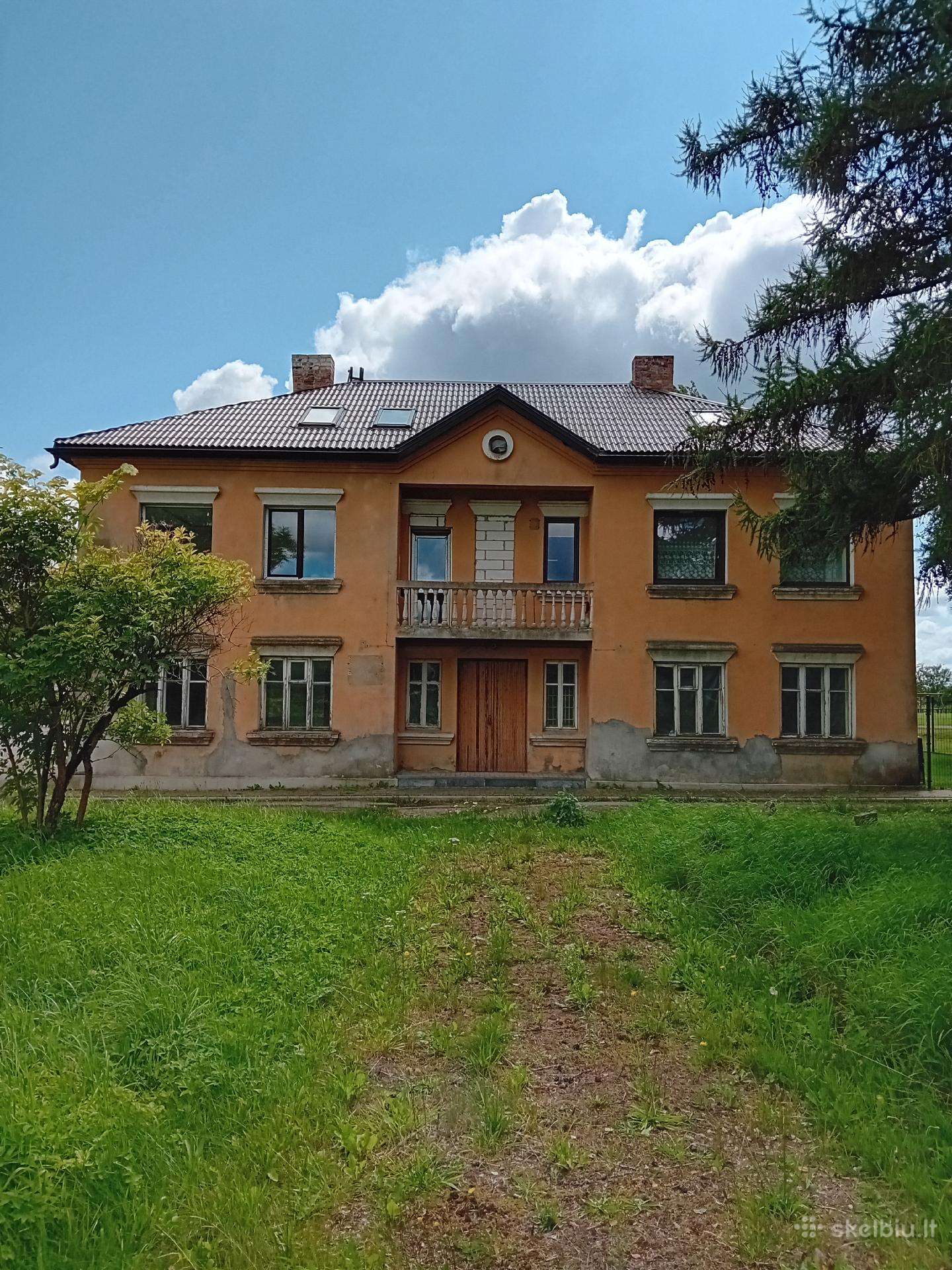 Parduodamos patalpos buvusiuose kultūros namuose