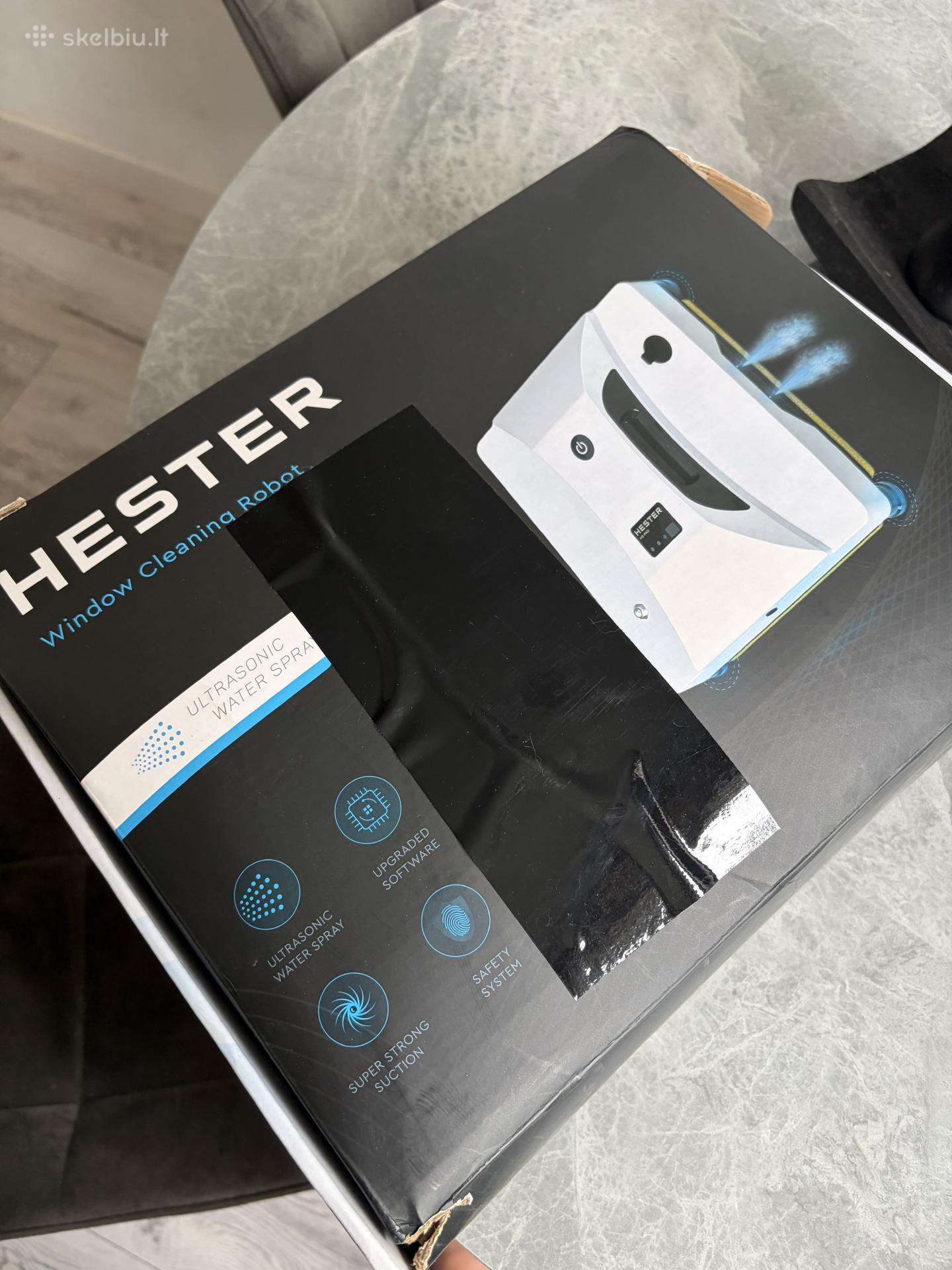 Langų valymo robotas Hester