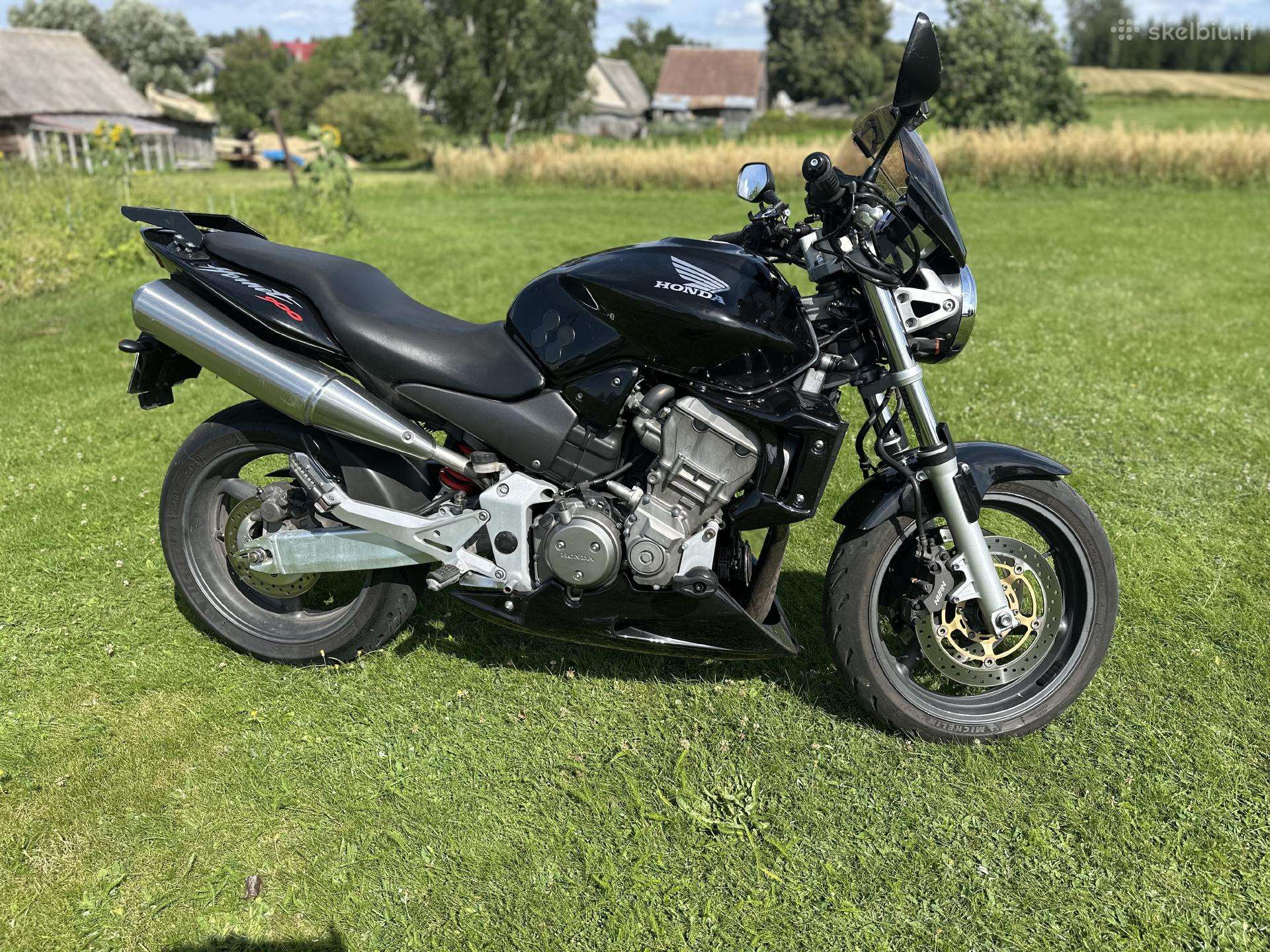 Honda Hornet 919