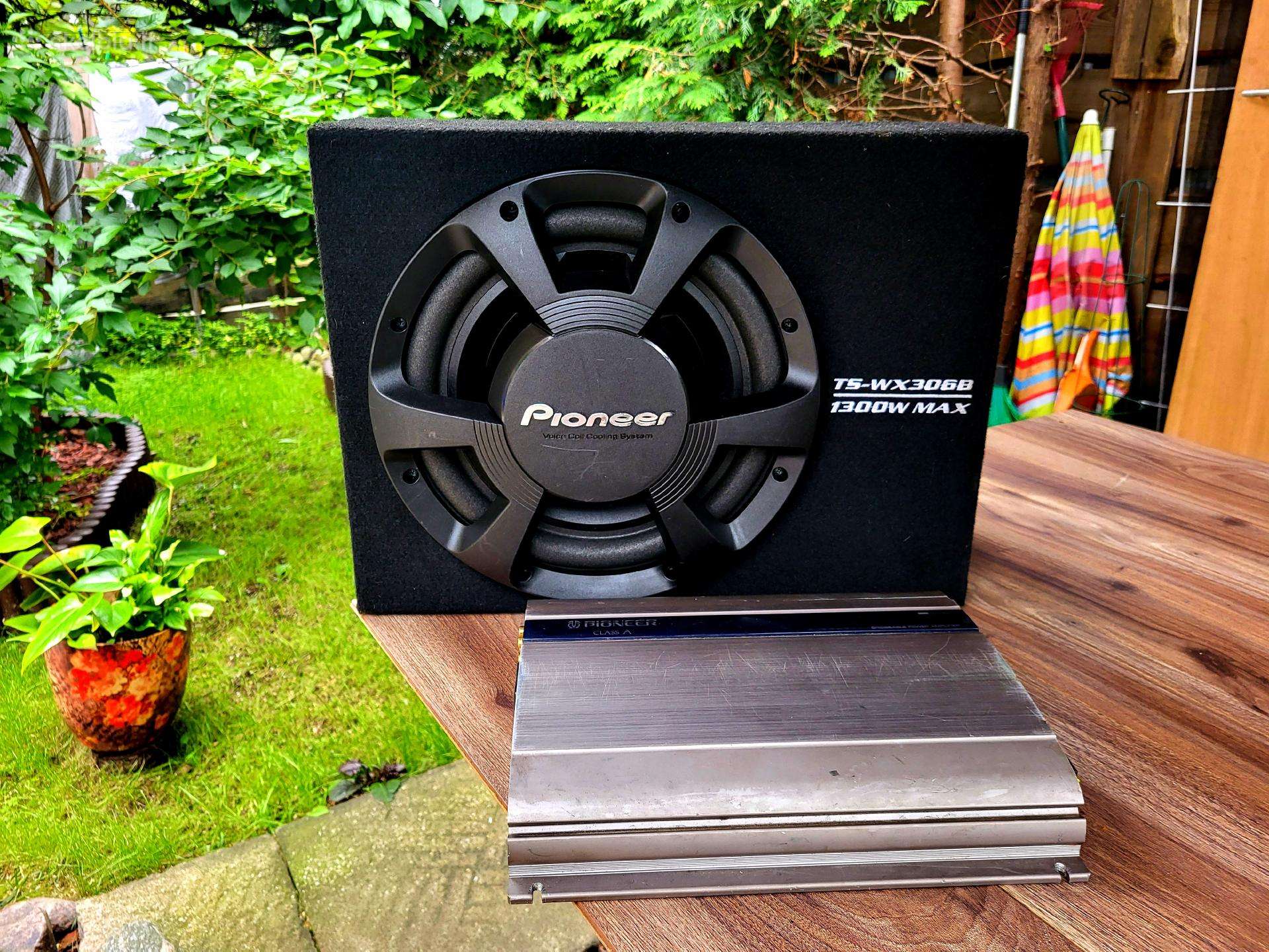 Pioneer 12. 1300w