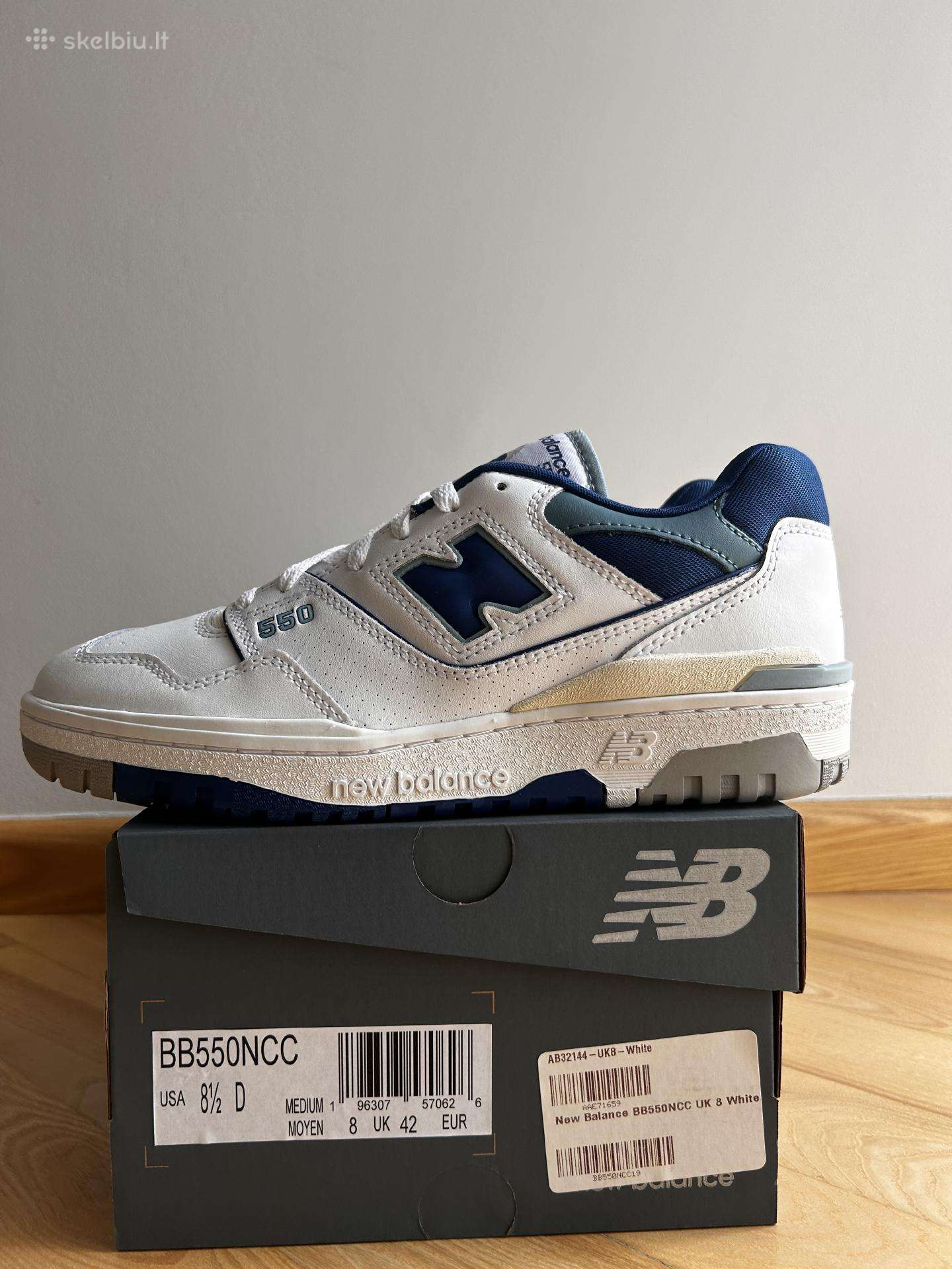 New Balance 550