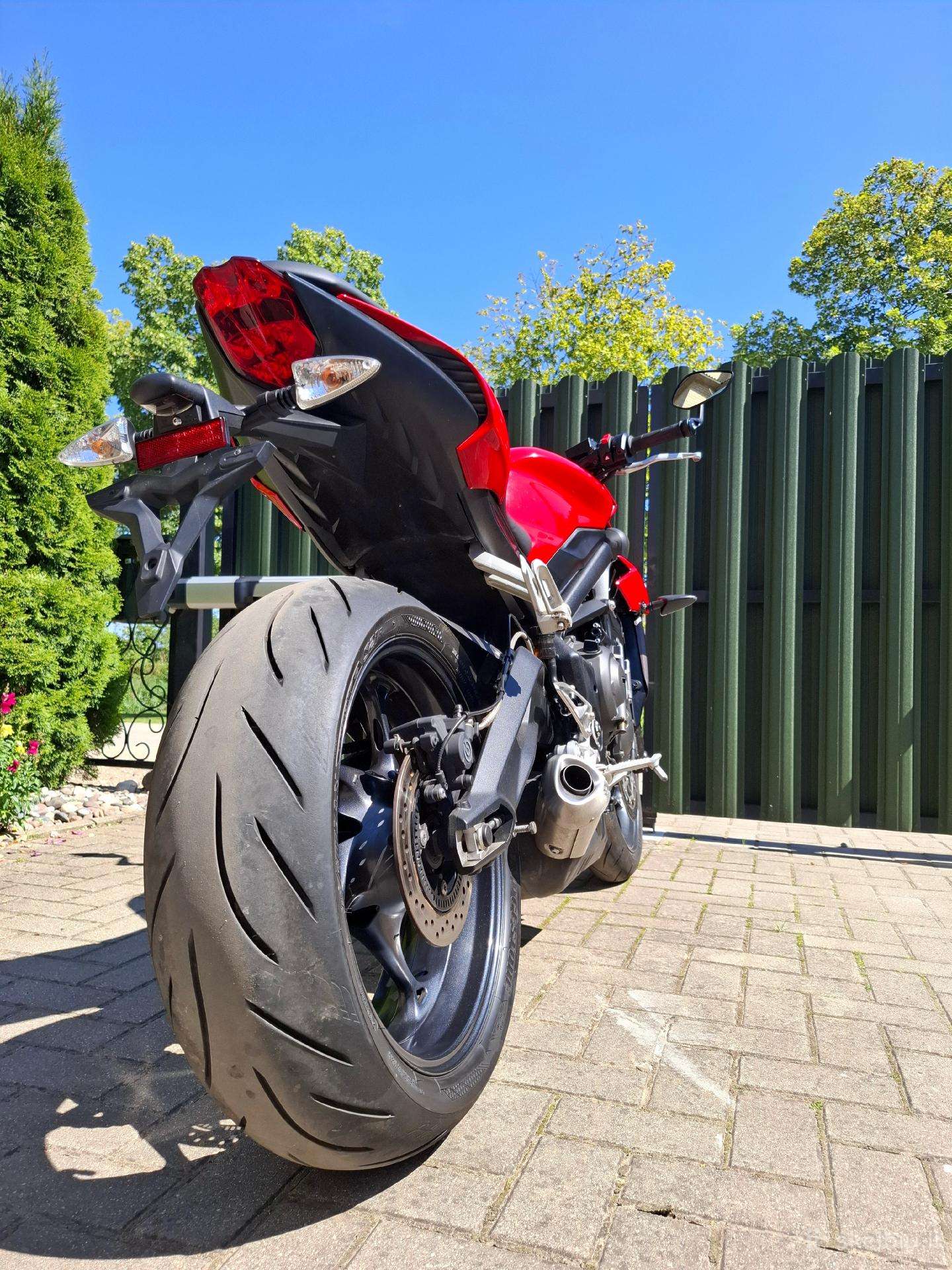 Triumph street triple 660 2018 A2