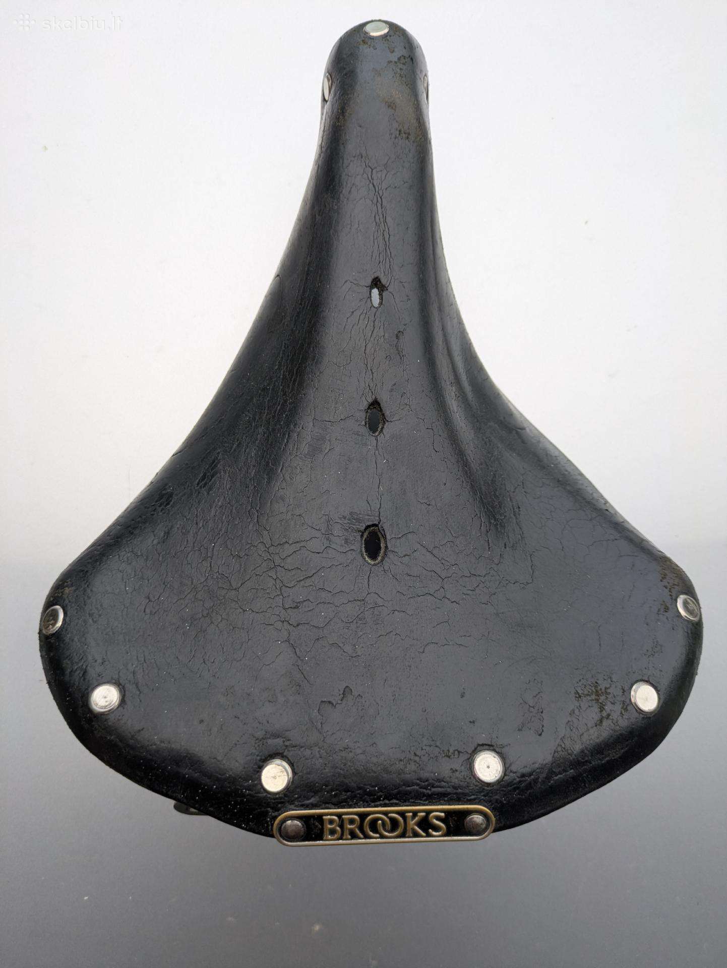 Balnelis brooks b67