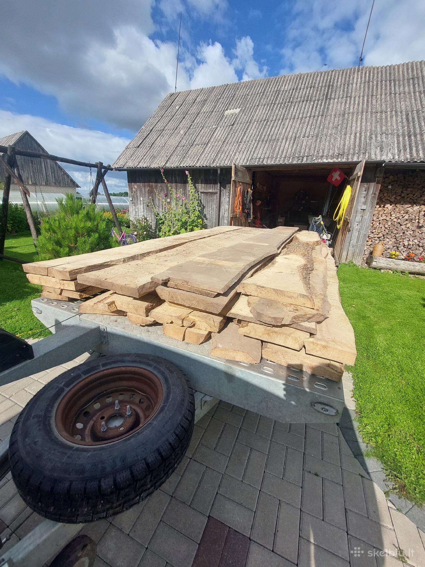 Dilės 6cm storio 4m ilgio.