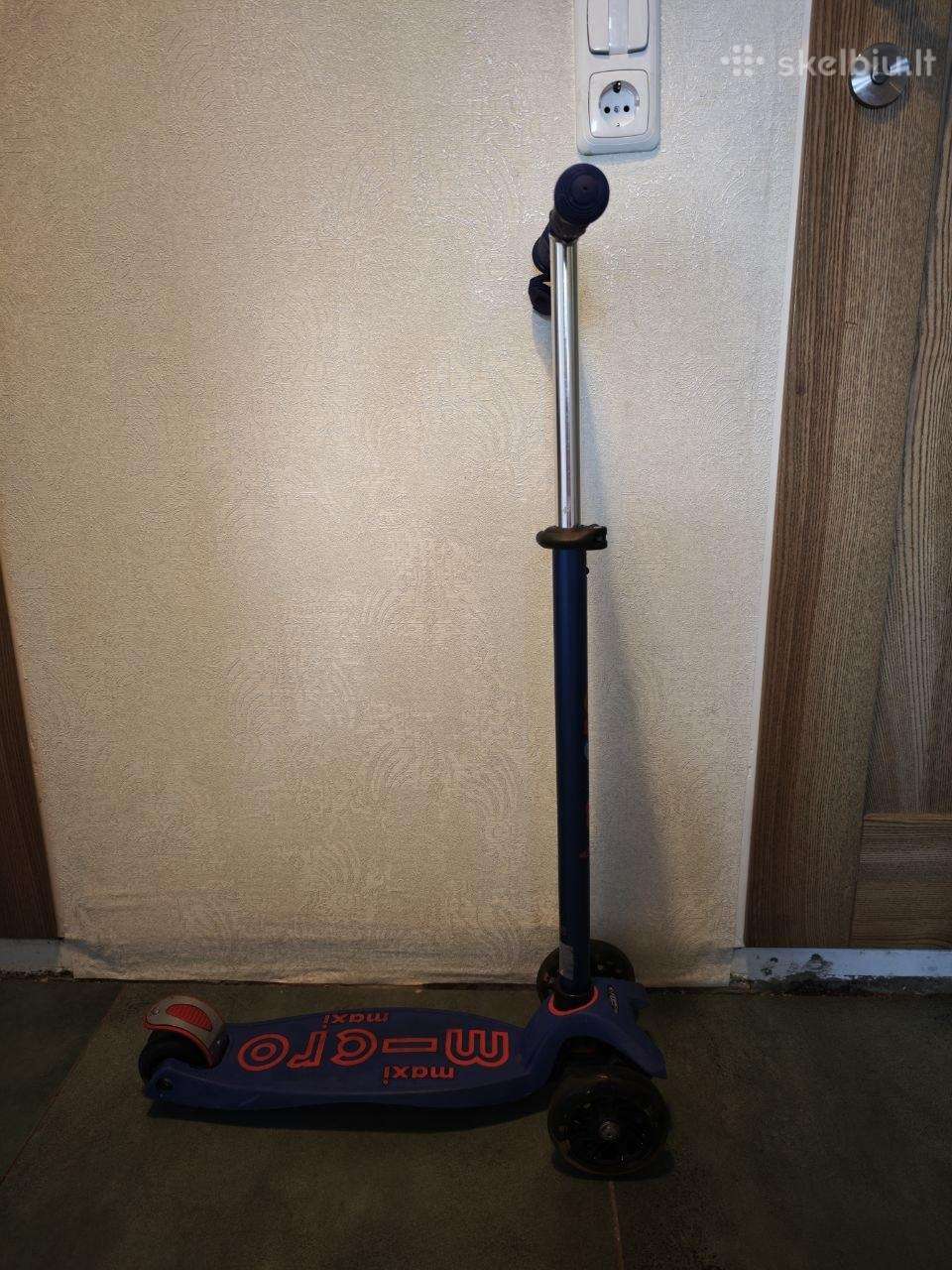 Parduodu Maxi Micro Deluxe LED paspirtuką