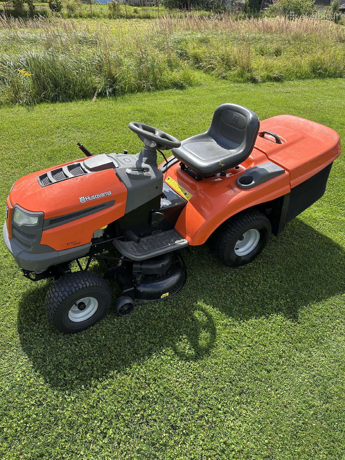 Husqvarna sodo traktoriukas zoliapjove