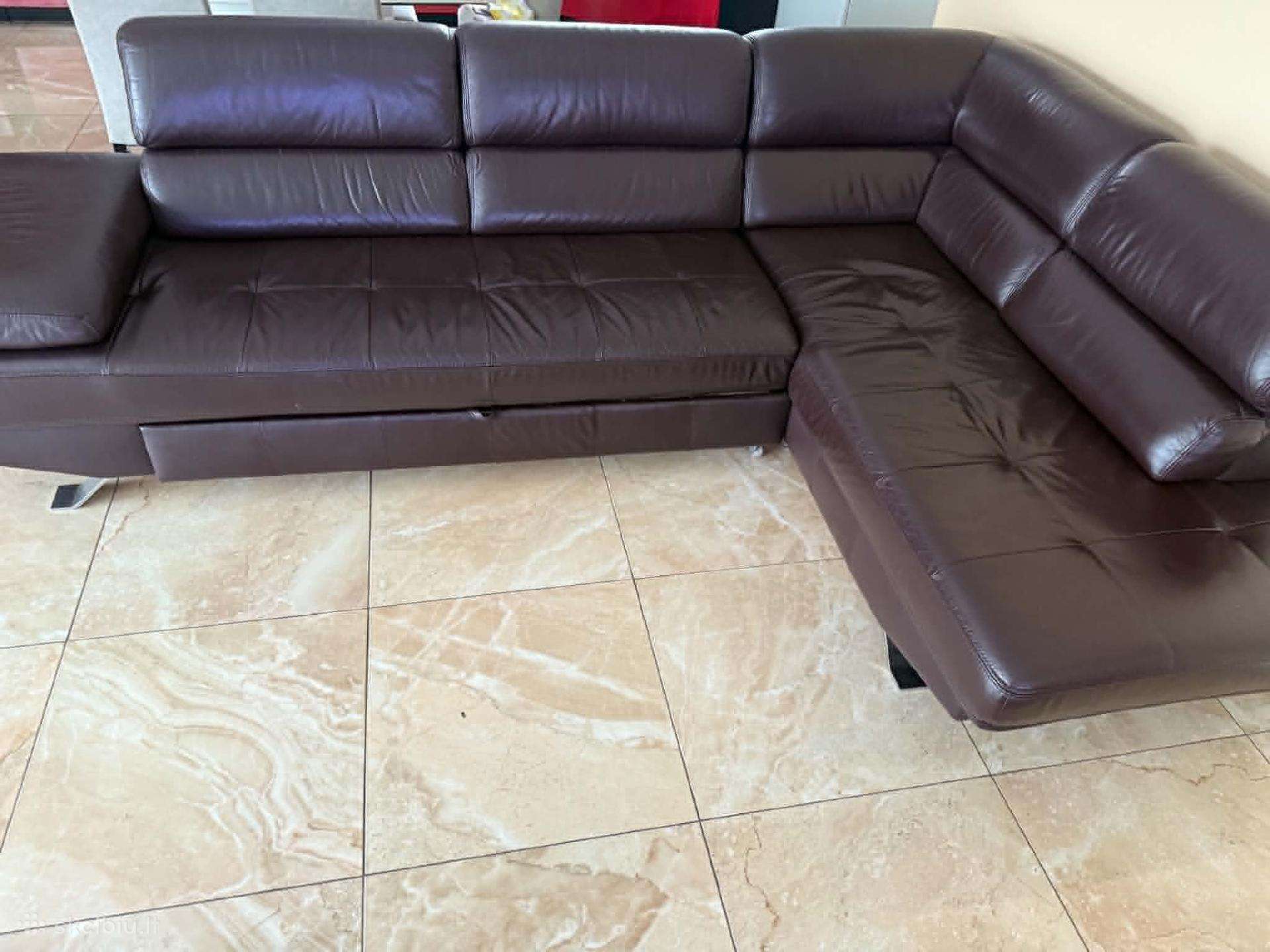 Natūralios odos kampas (sofa-lova)