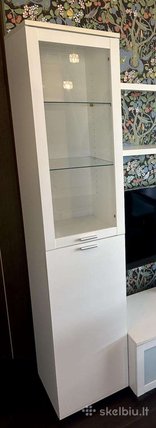 Ikea aukšta spintelė (su stiklu Arba be)