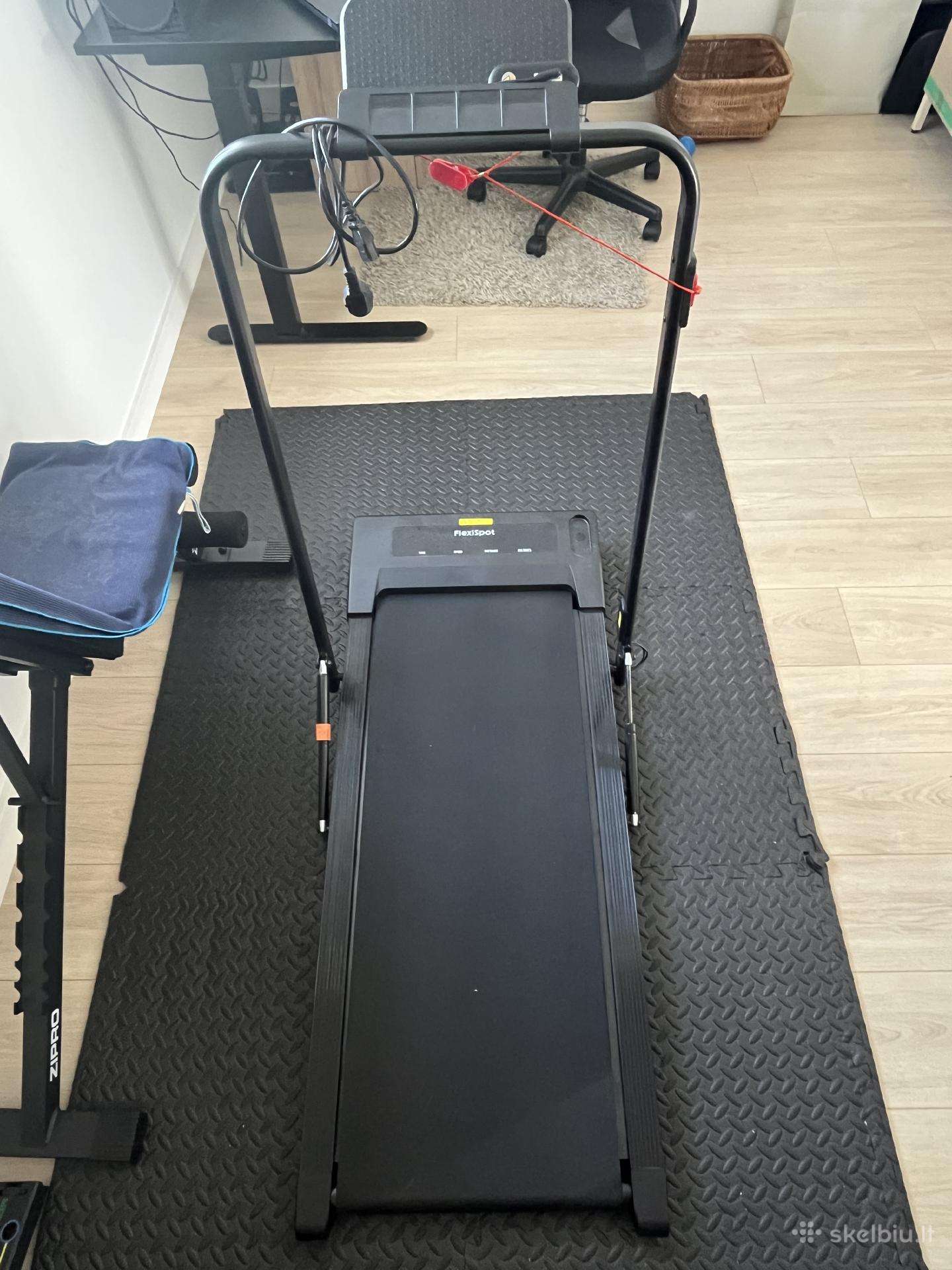 Flexispot ėjimo/bėgimo takelis