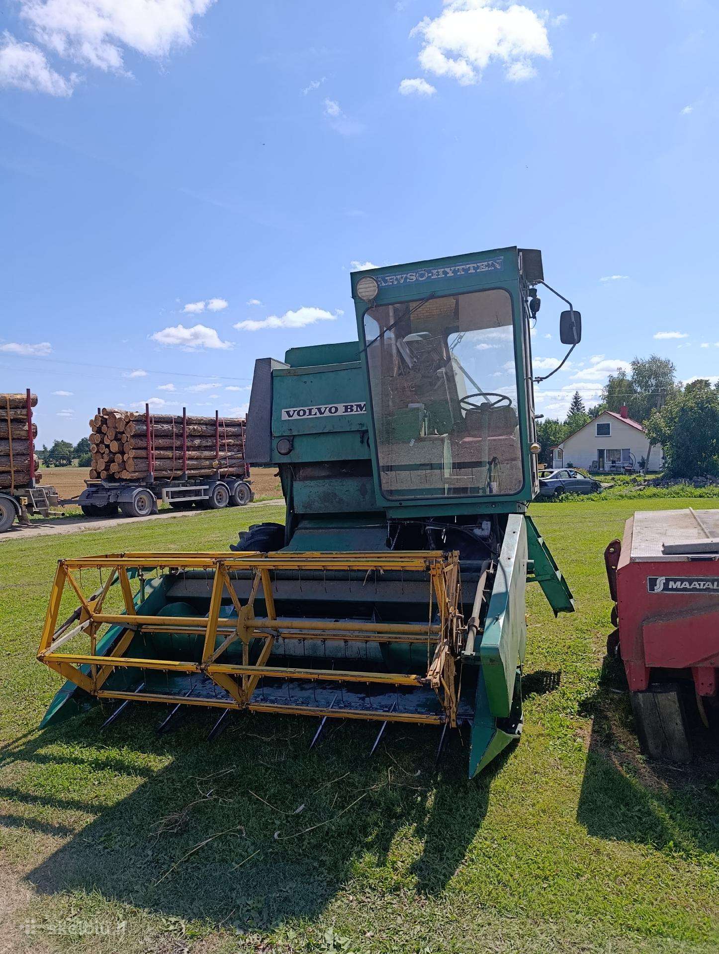 Volvo 830 BM, combine harvesters