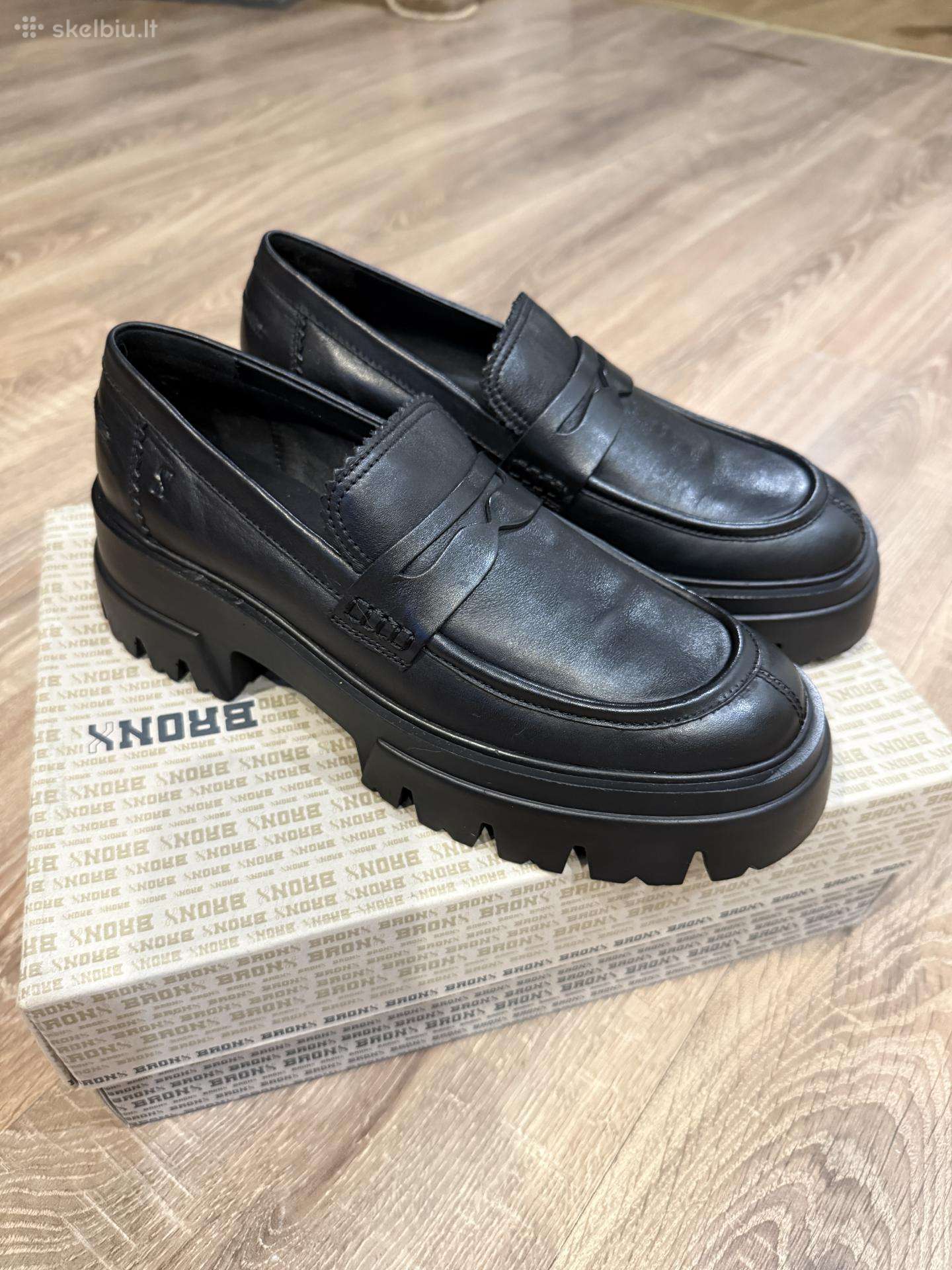 Nauji Bronx loaferiai