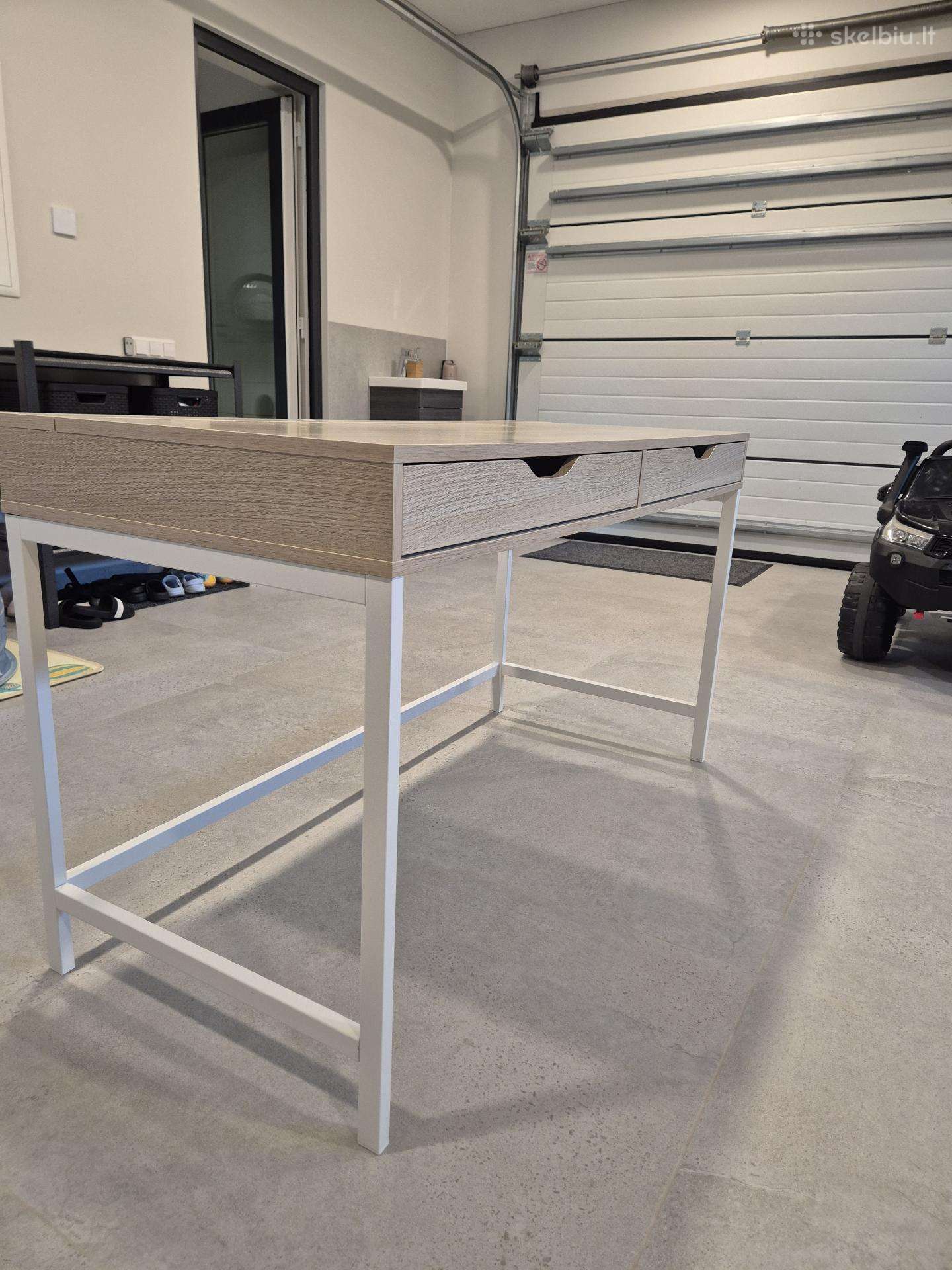 Ikea darbo stalas