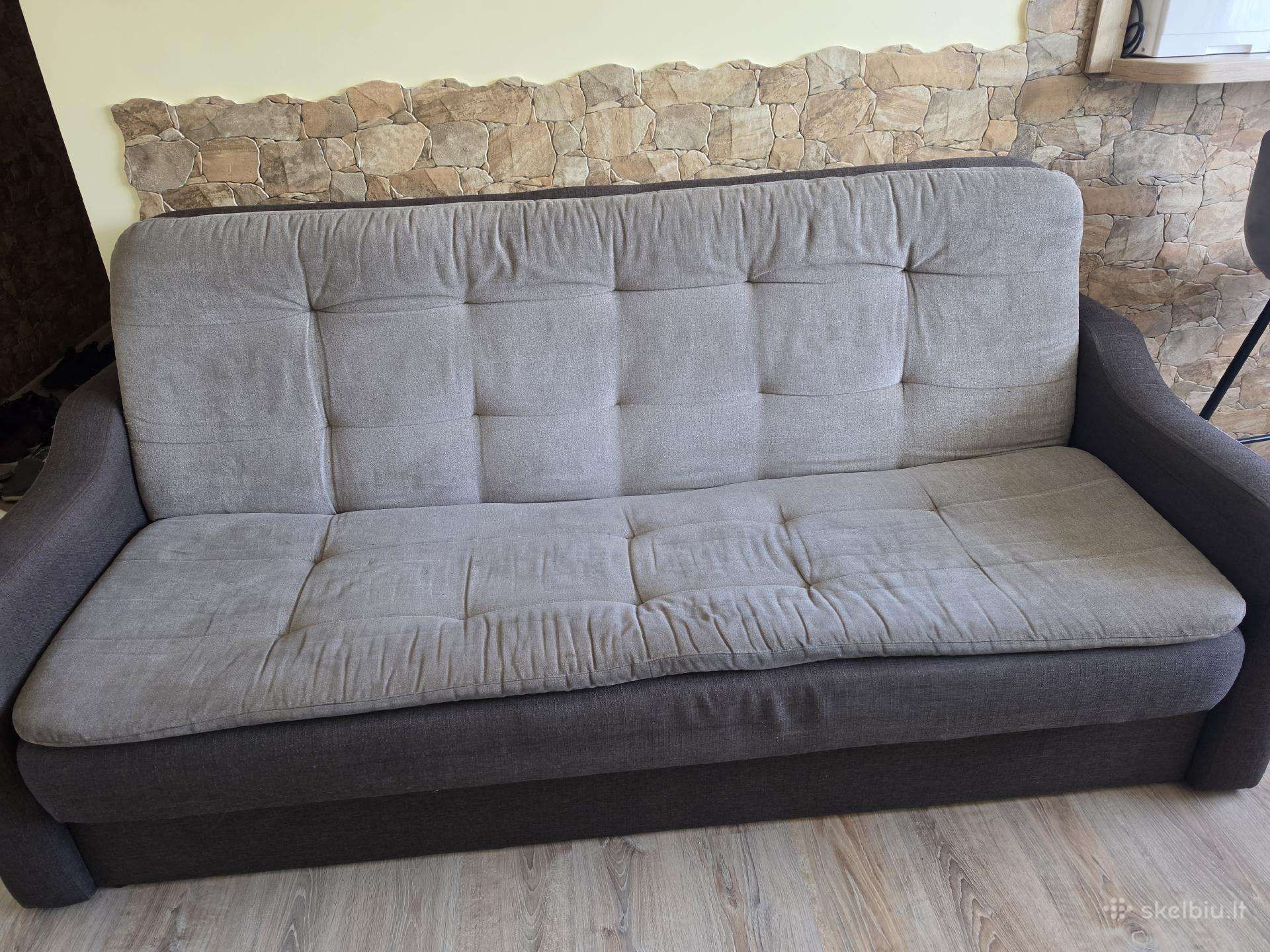 Parduodama naudota sofa
