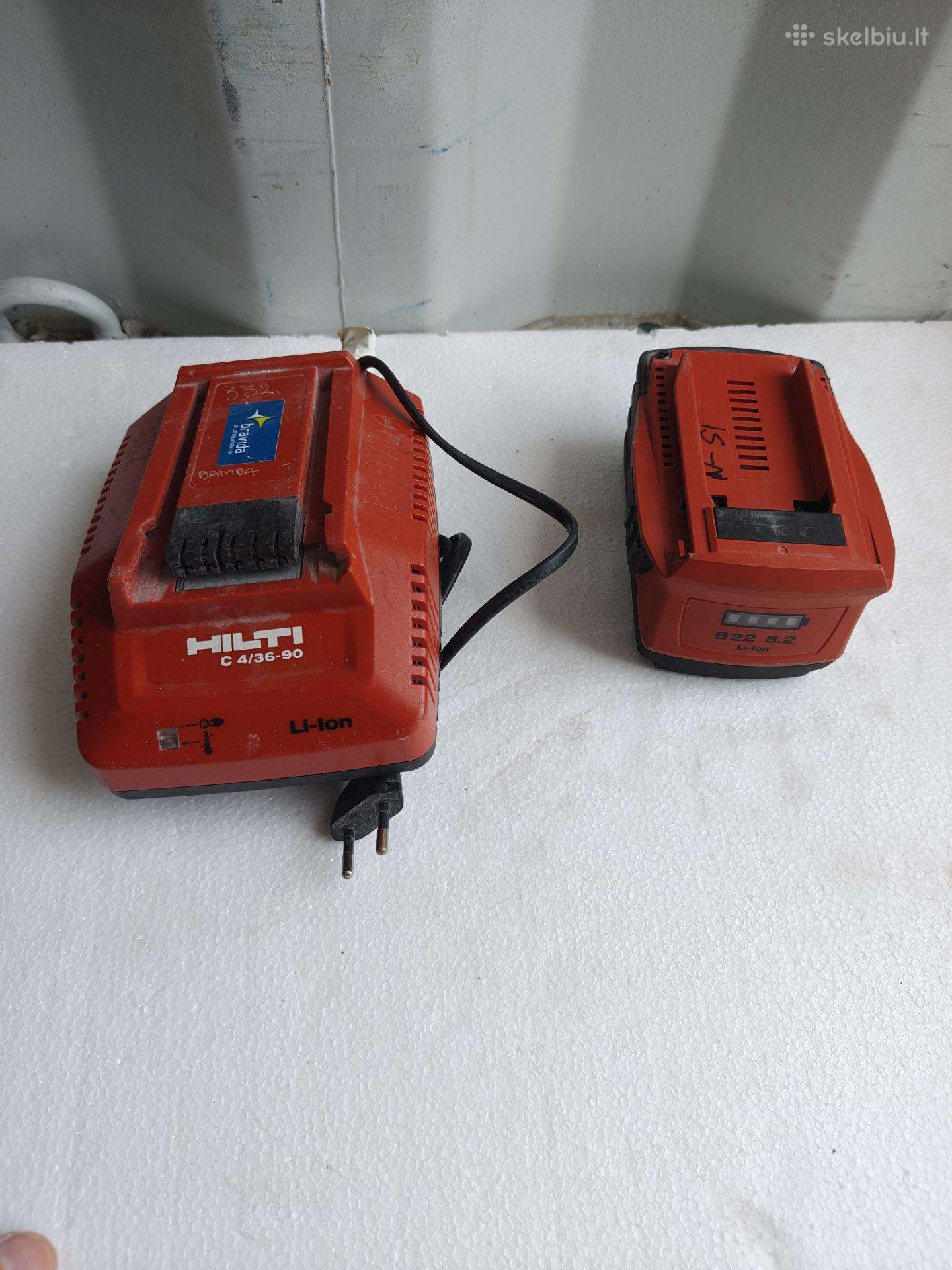 Hilti baterijos, pakrovejai