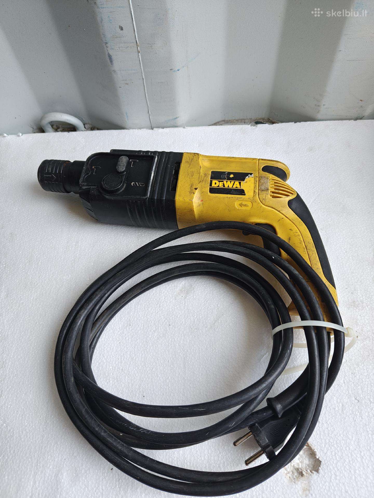 Dewalt perforatorius