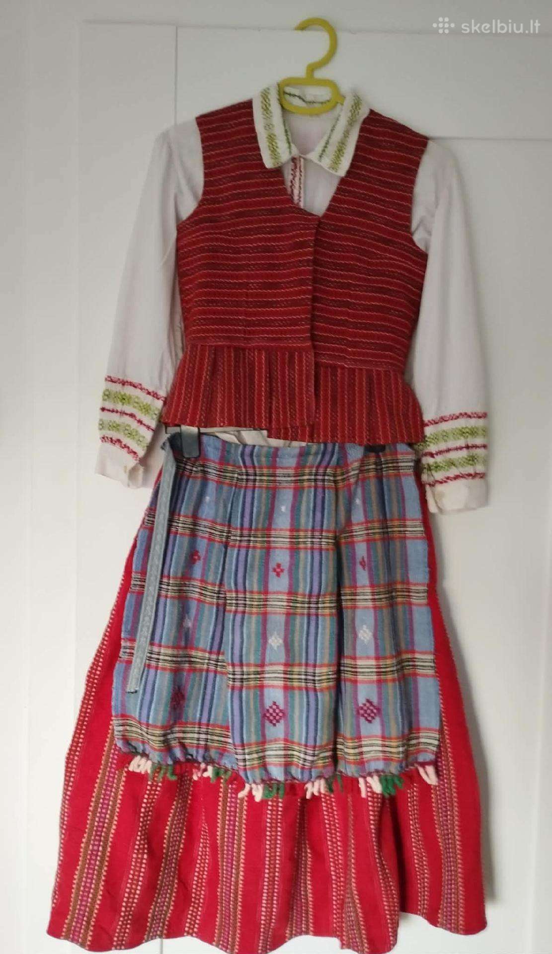 Tautinis kostiumas