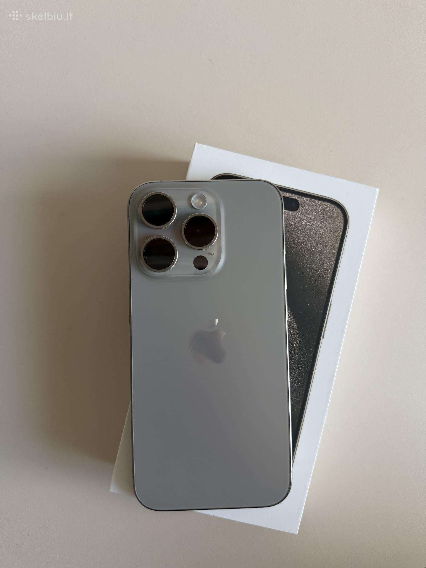 iPhone 15 pro 128gb
