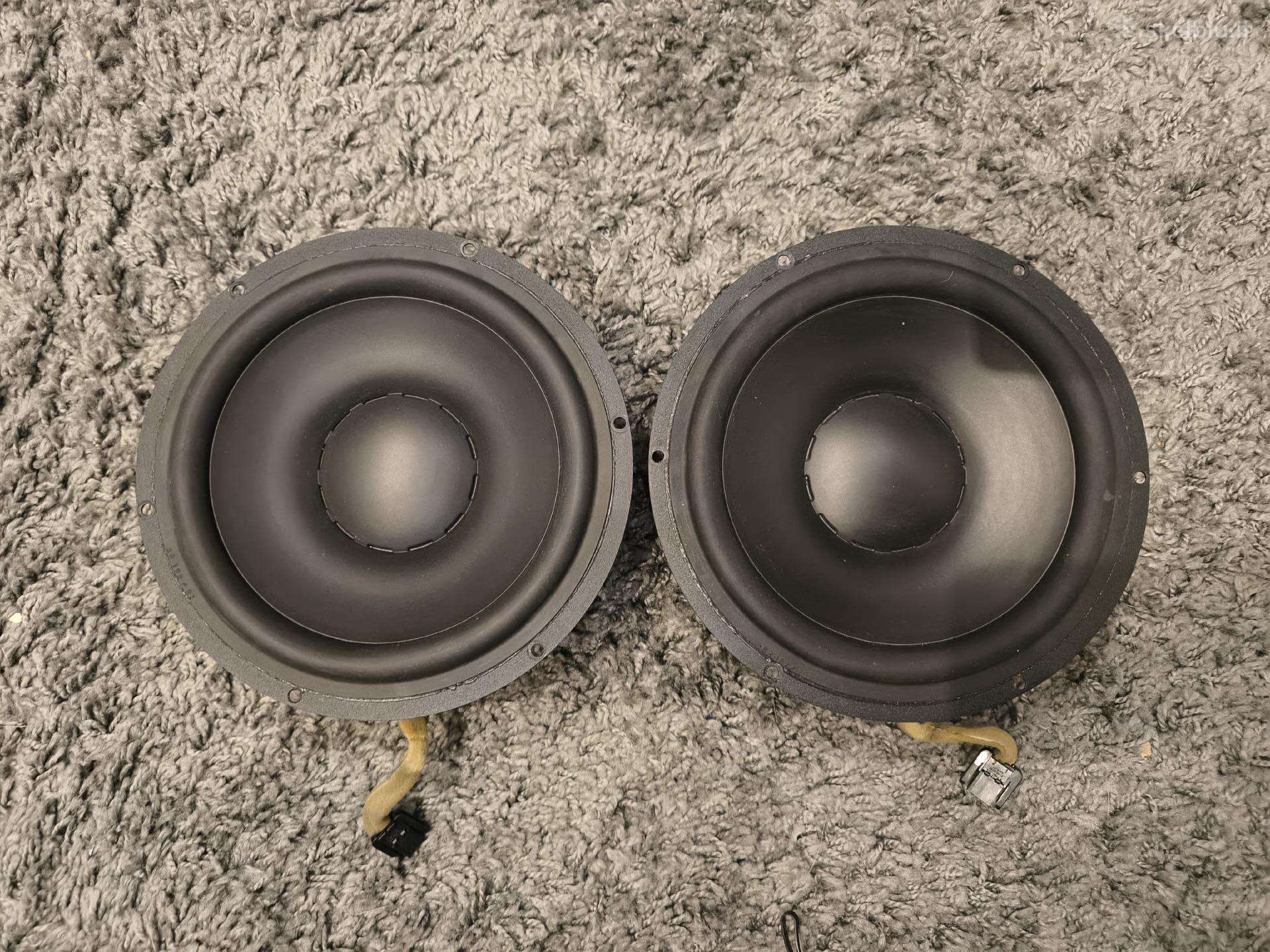 Žemadažniai garsiakalbiai Dynaudio