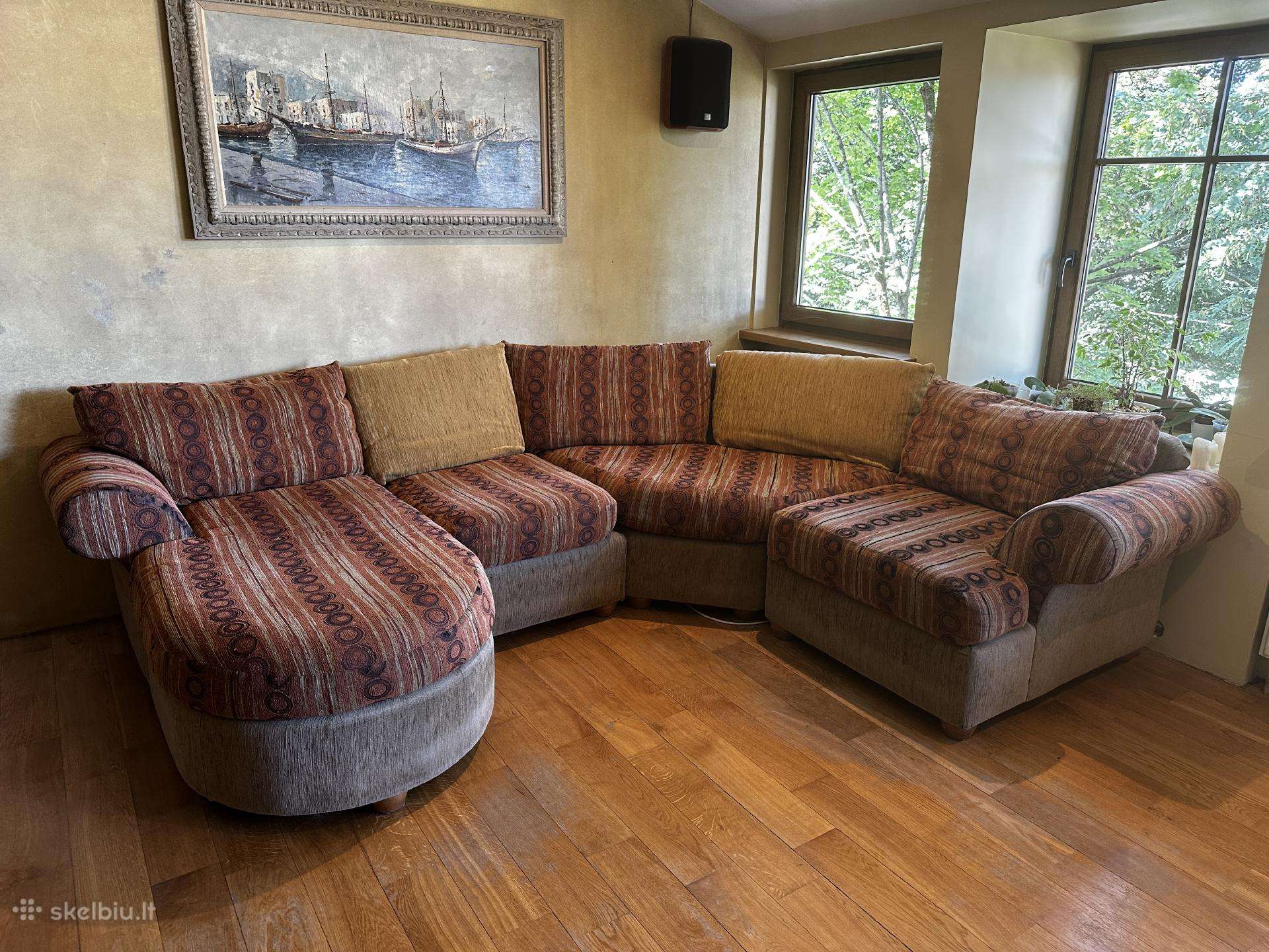 Patogiausia amerikietiška sofa kampas