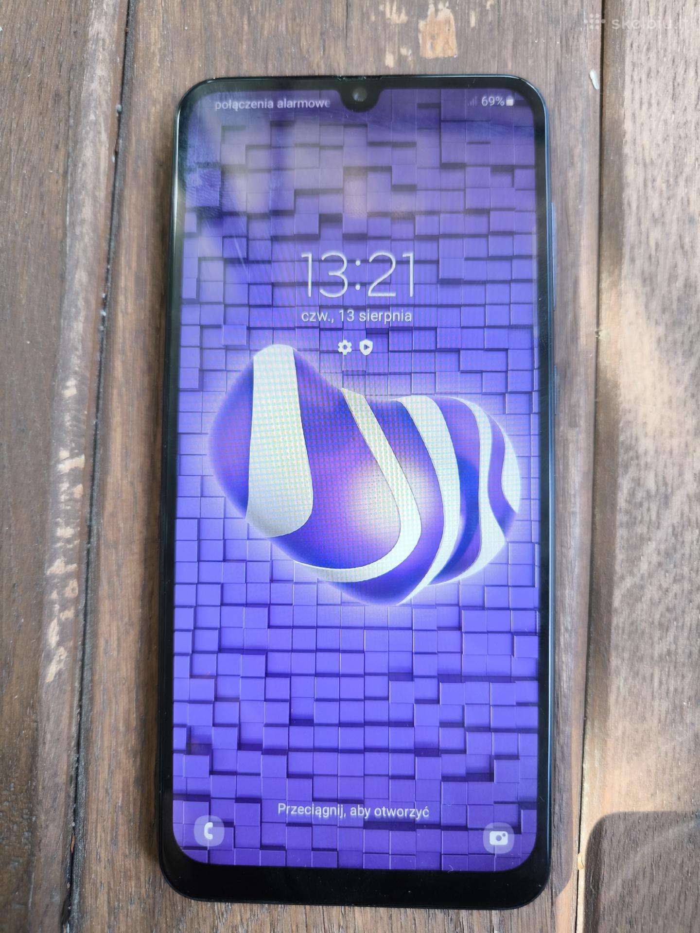 Samsung A50 128 GB Pol Play, veikia tinkamai