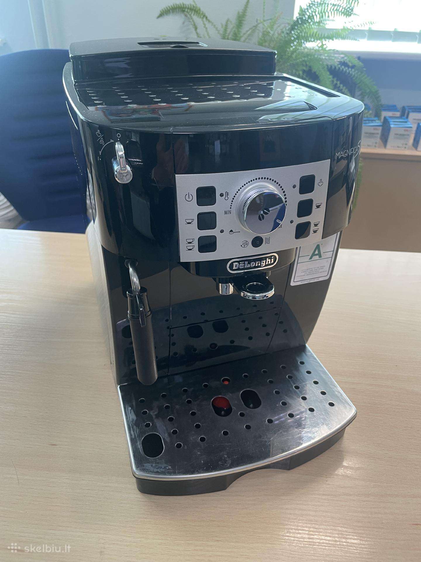 Kavos aparatas Delonghi Magnifica S