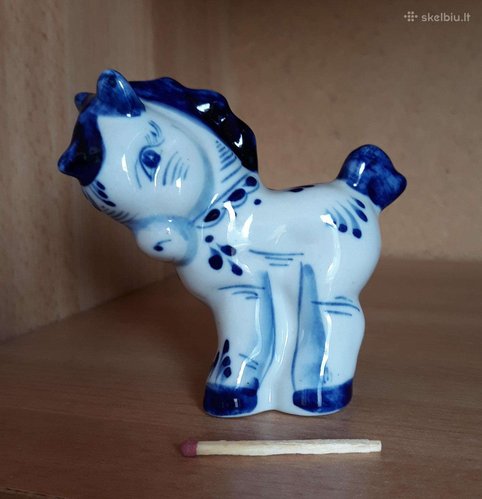 Porcelianas Arkliukas Gželė