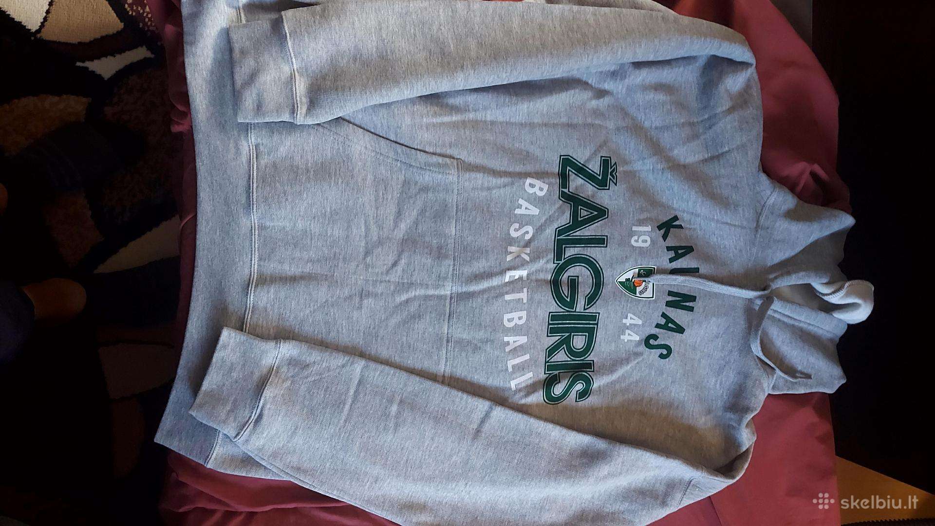 XXL naują