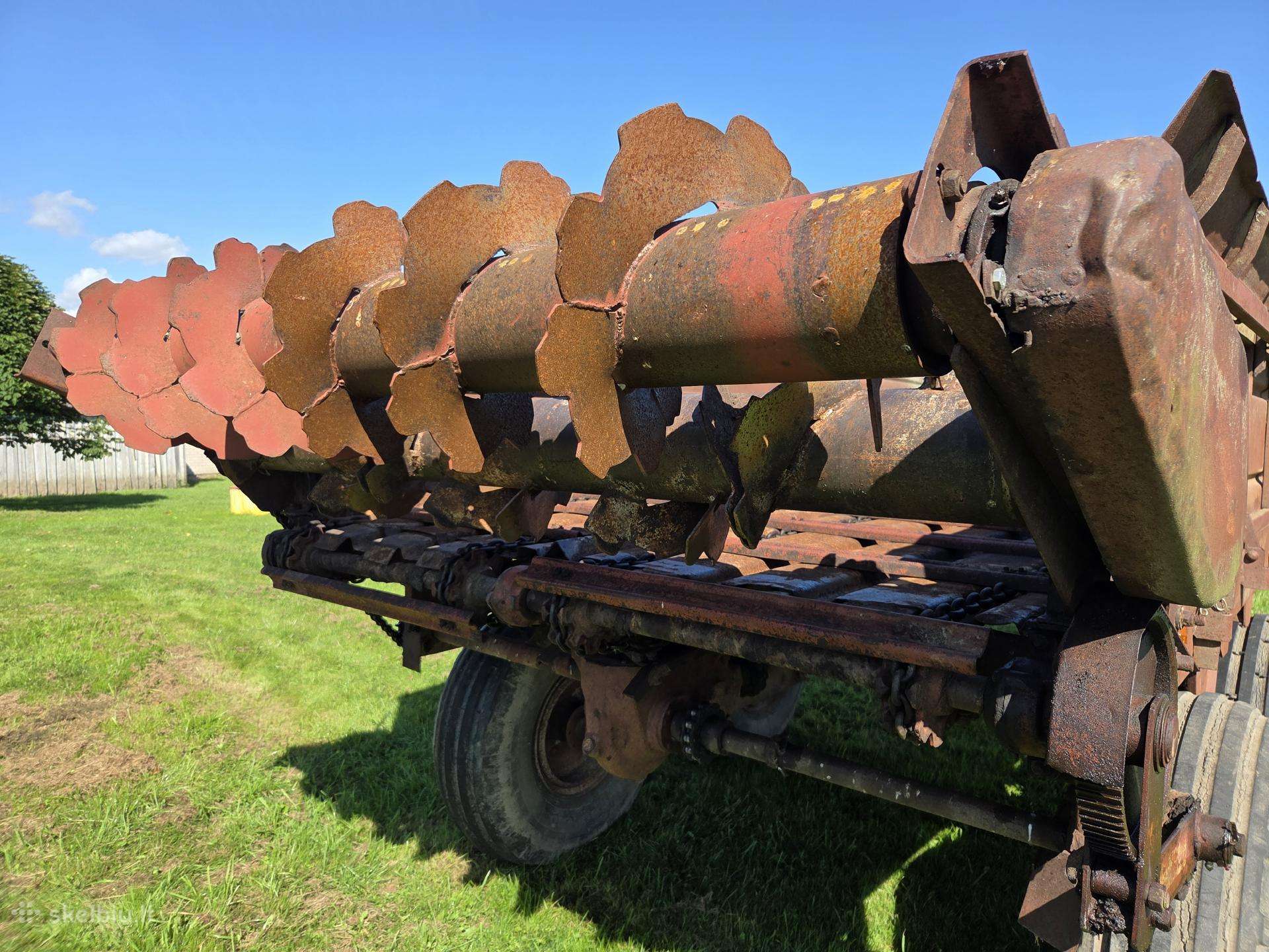 Acma, manure shakers, compost shredders