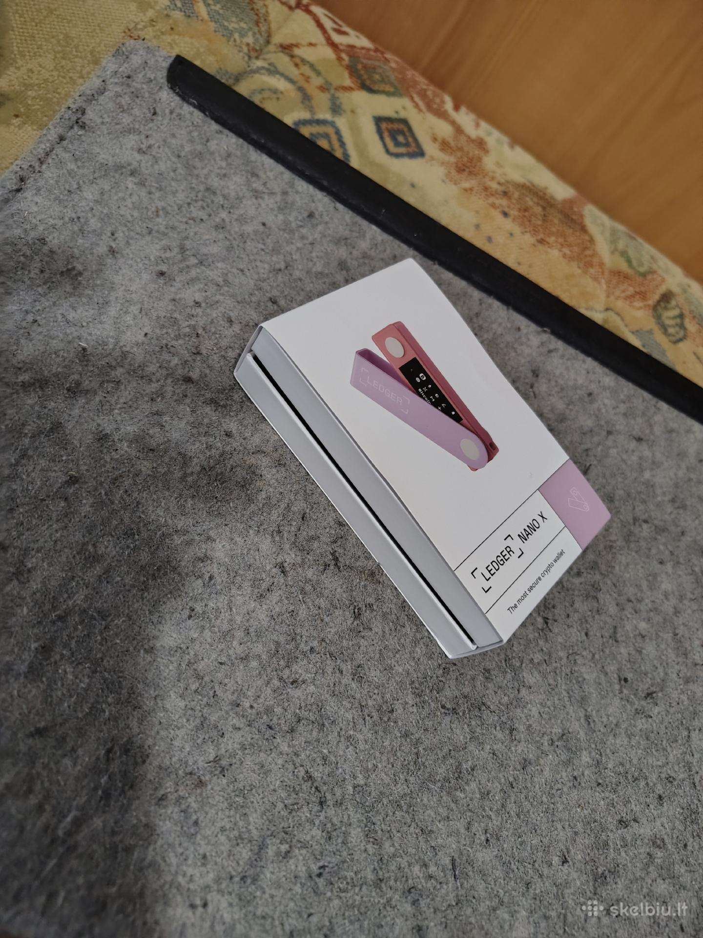 Parduodamas Ledger Nano X Cold Wallet
