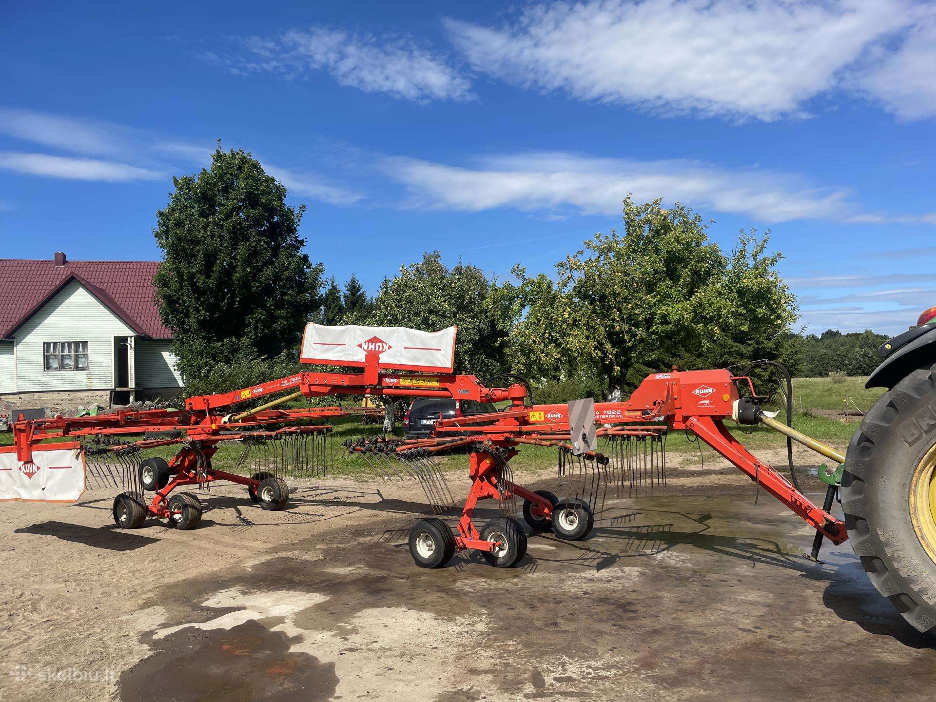 Kuhn 7822, rakes
