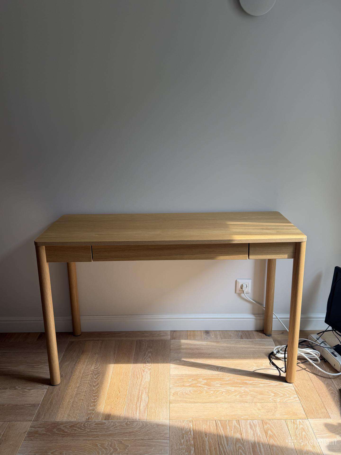 Ikea Tonstad stalas